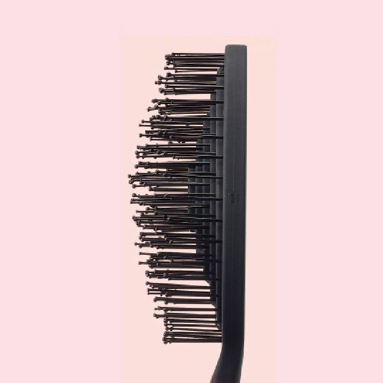 Gloss & Glow Scalp Scrub Shampoo Brush, Black