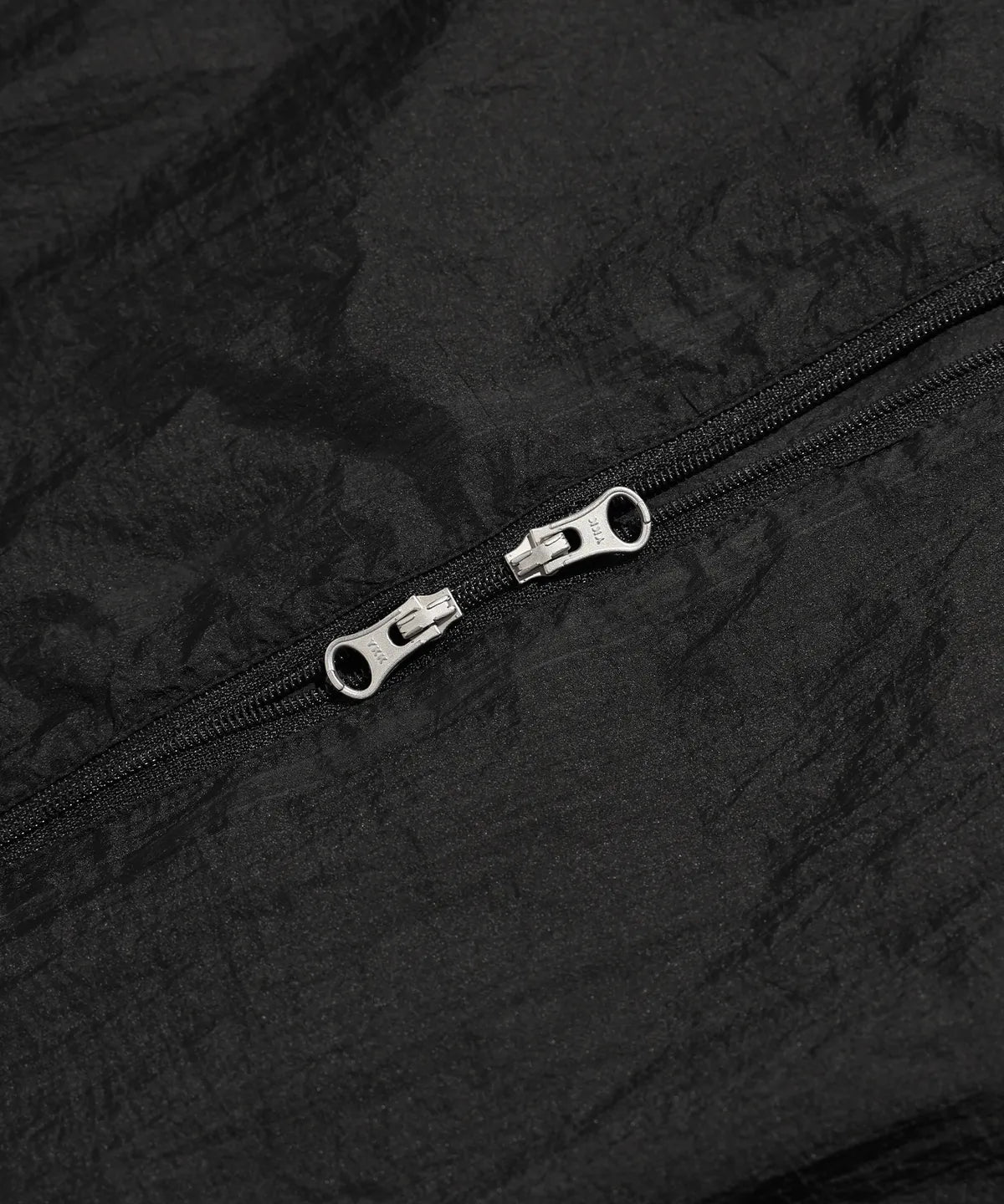 3 Stars Lightweight Windbreaker