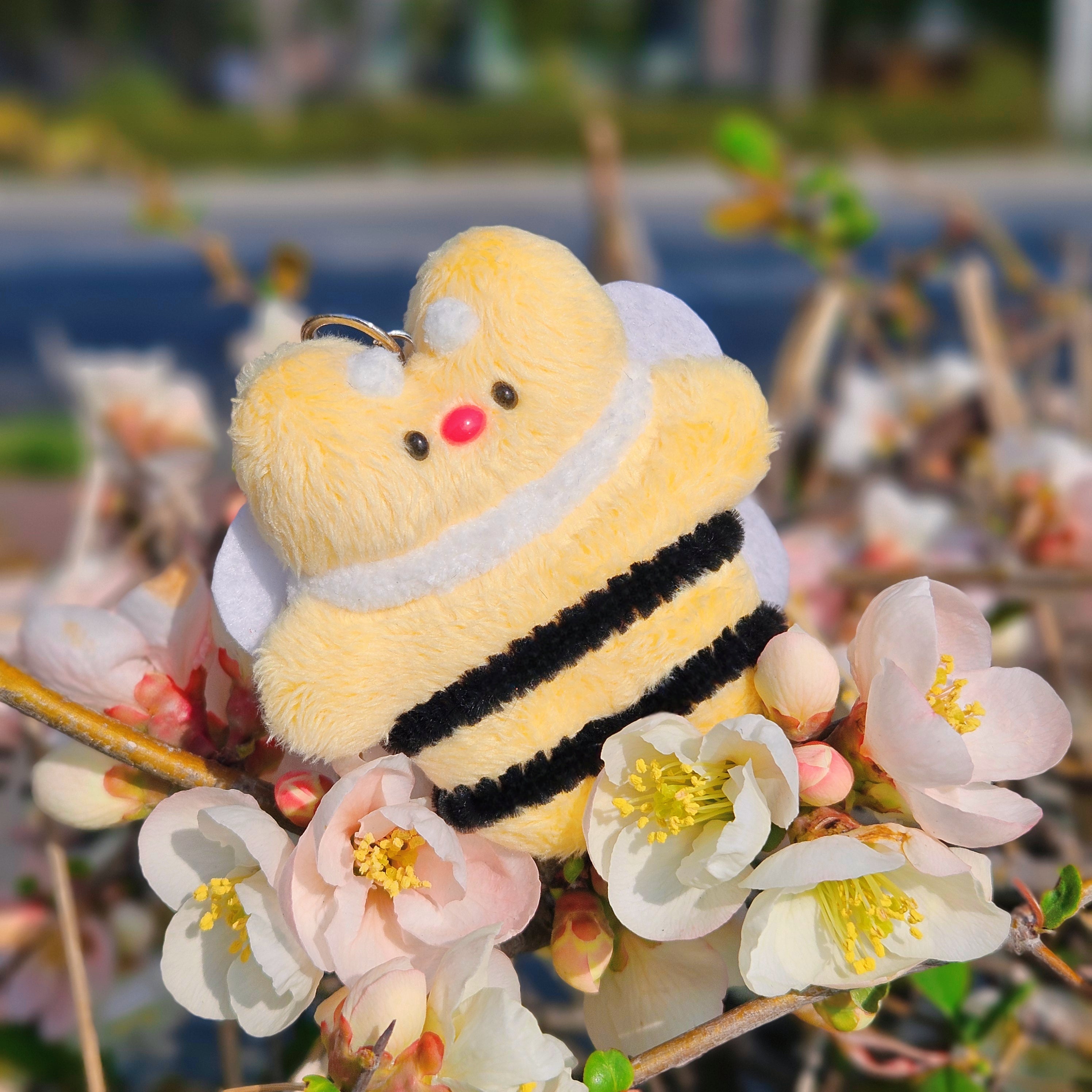 Honeybee's Nest