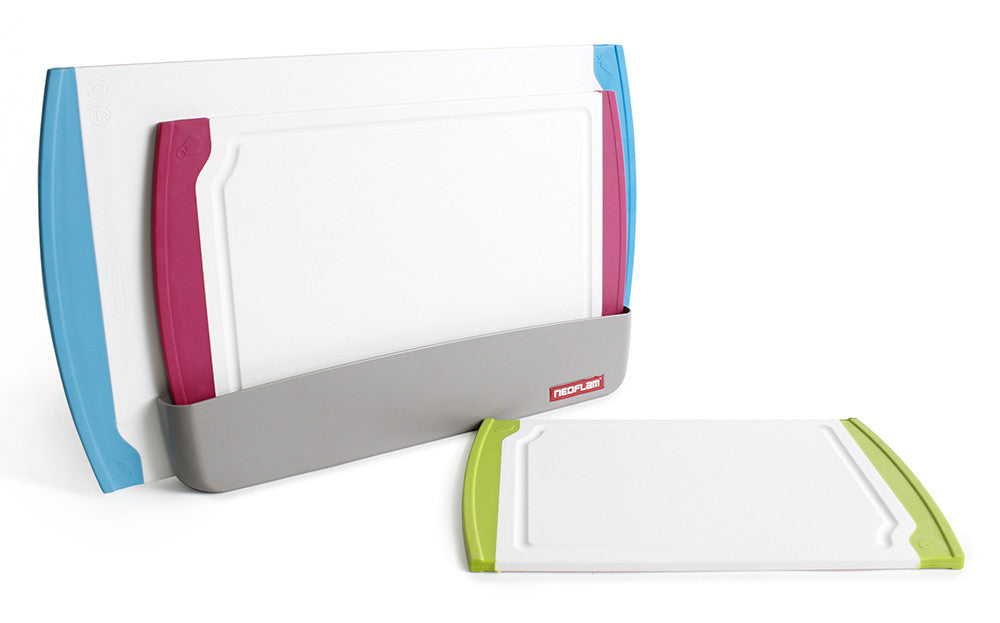 53901-coded-cuttingboard-set-multicolor-02_c7a69239-fee6-4212-a62f-f1d5be3dd79c.jpg