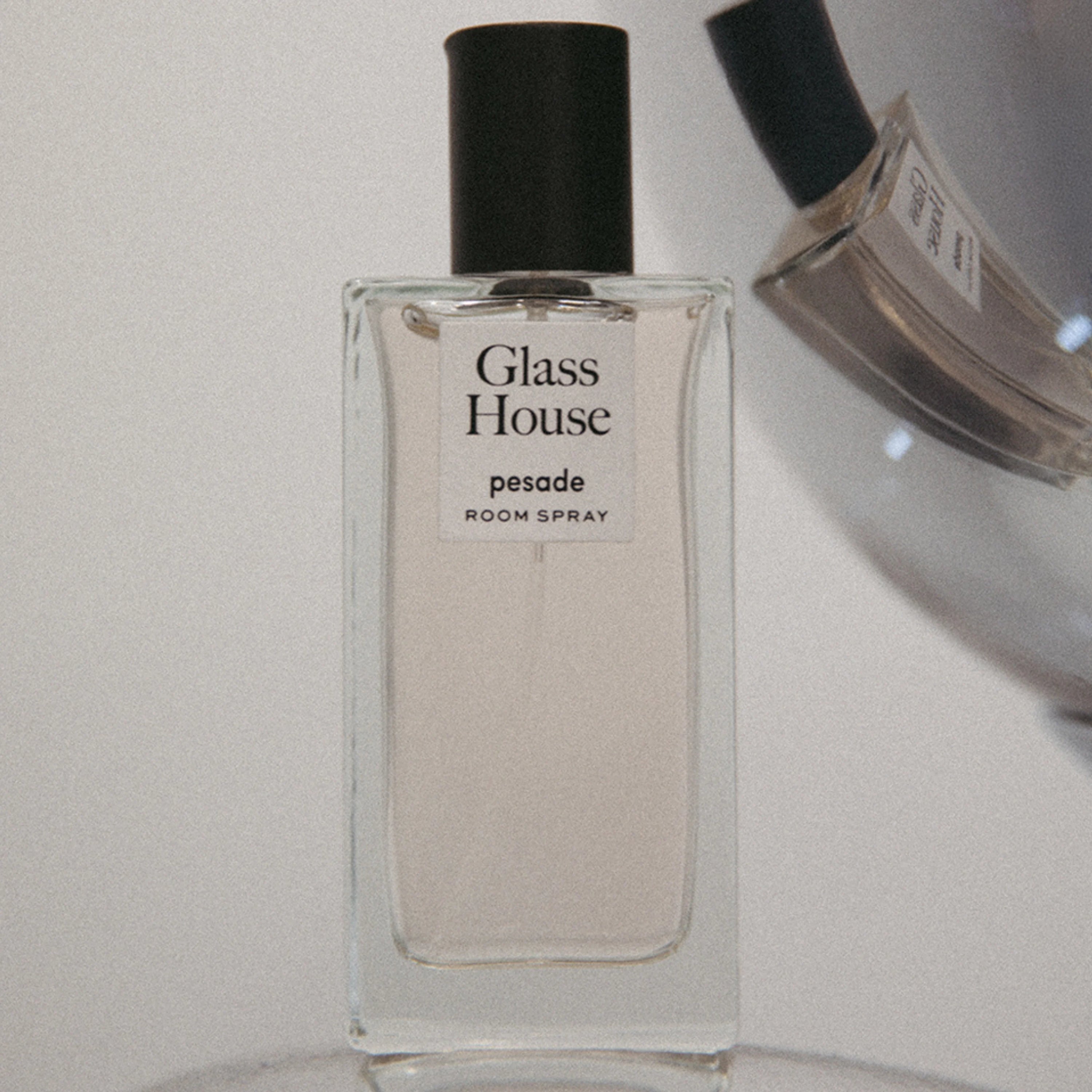 PESADE Glass House Room Spray 50ml