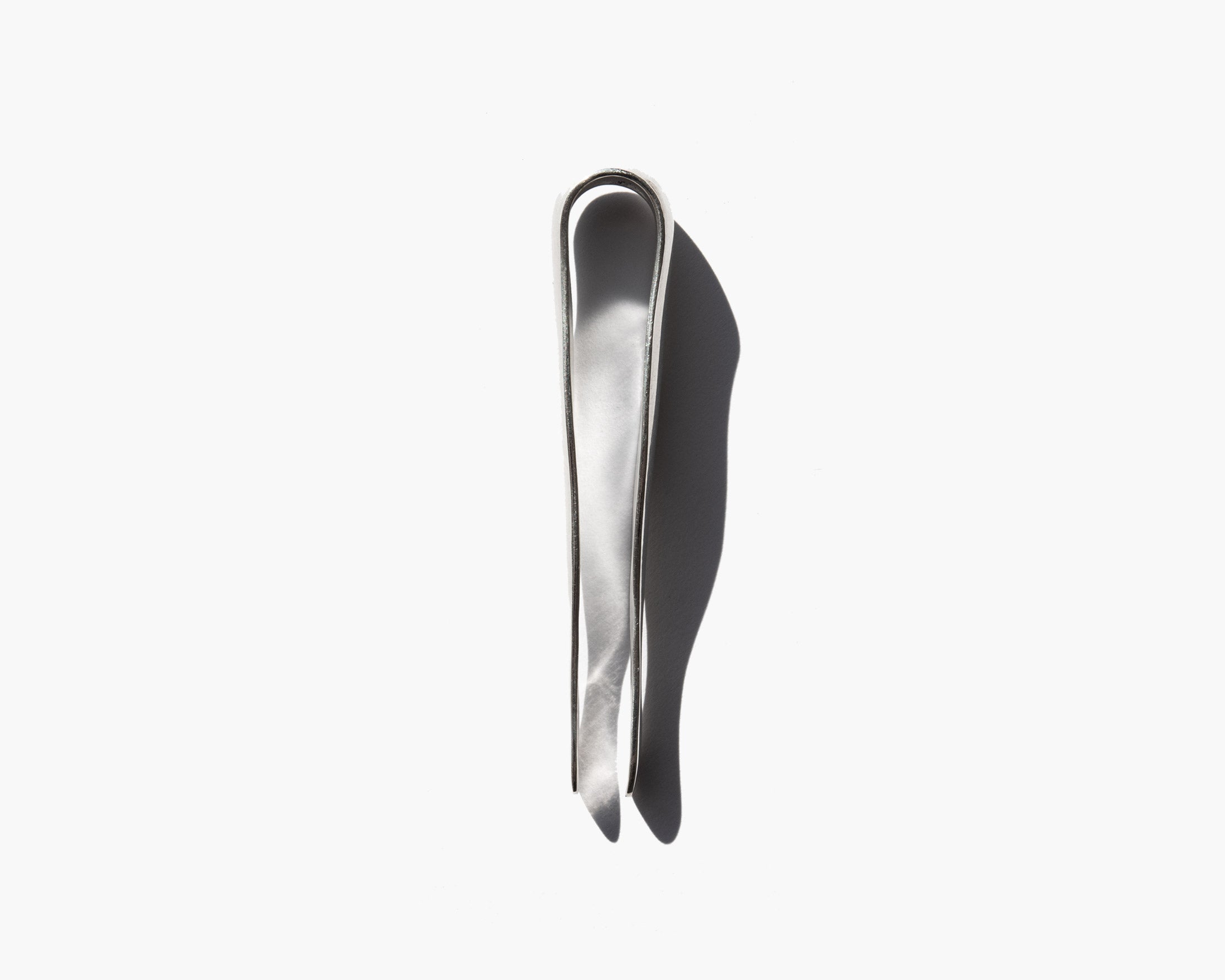 Oudine Tweezers _Handcrafted Luxury, Made by Master Artisans — For Your Most Personal Ritual