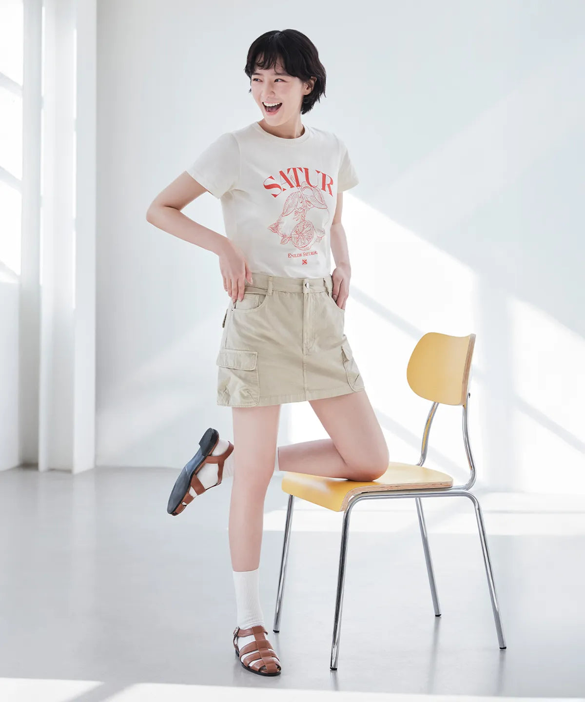 Capri Citron Drawing Summer Graphic Short Sleeve T-Shirt