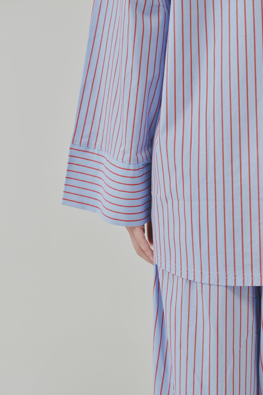 Dormitory Empty Stripe Pajamas - Red Blue