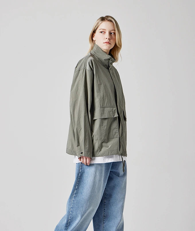 Essential Nylon Standneck Wind Jacket