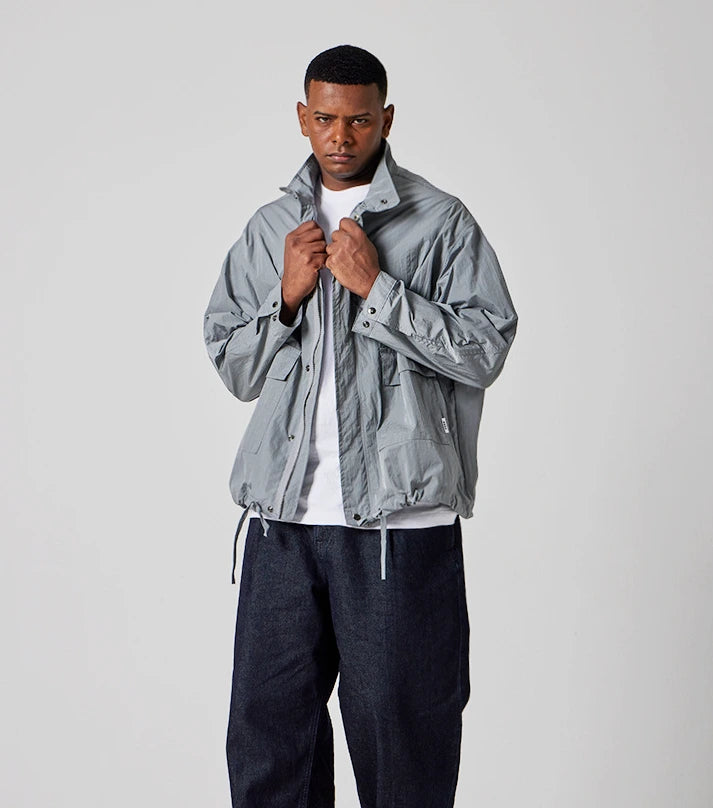 Essential Nylon Standneck Wind Jacket
