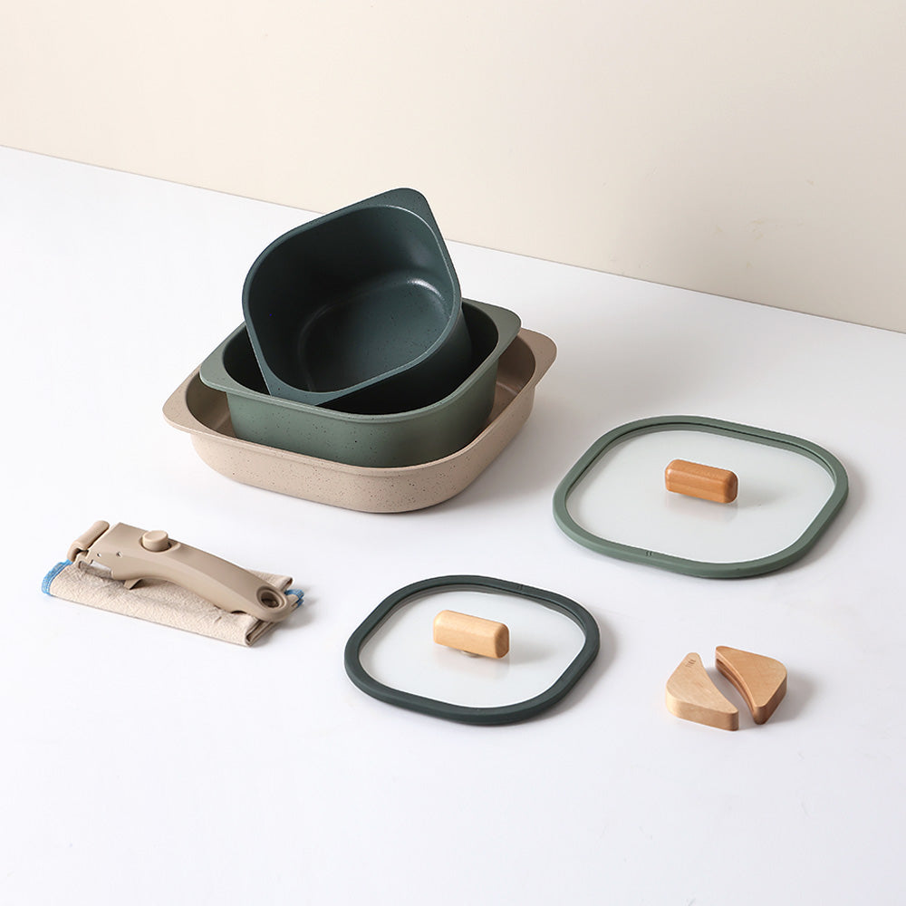 FIKA_objet_comfort_7P_green_glass_lid_th_06_41ddf80d-2f8f-4ebb-9b95-a5a963825289.jpg