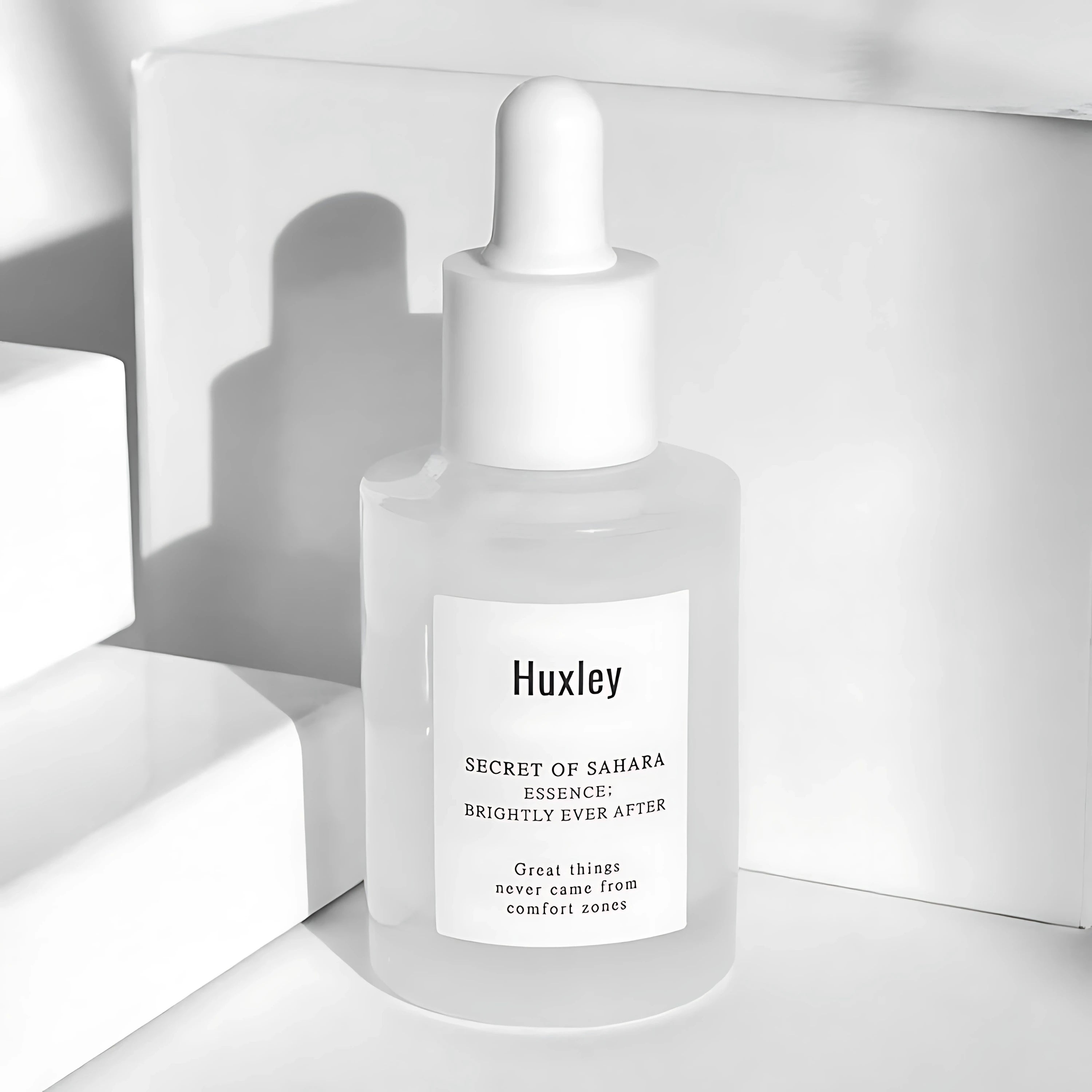 Huxley_essence_brightly_ever_after_30ml_Main_img-02.webp