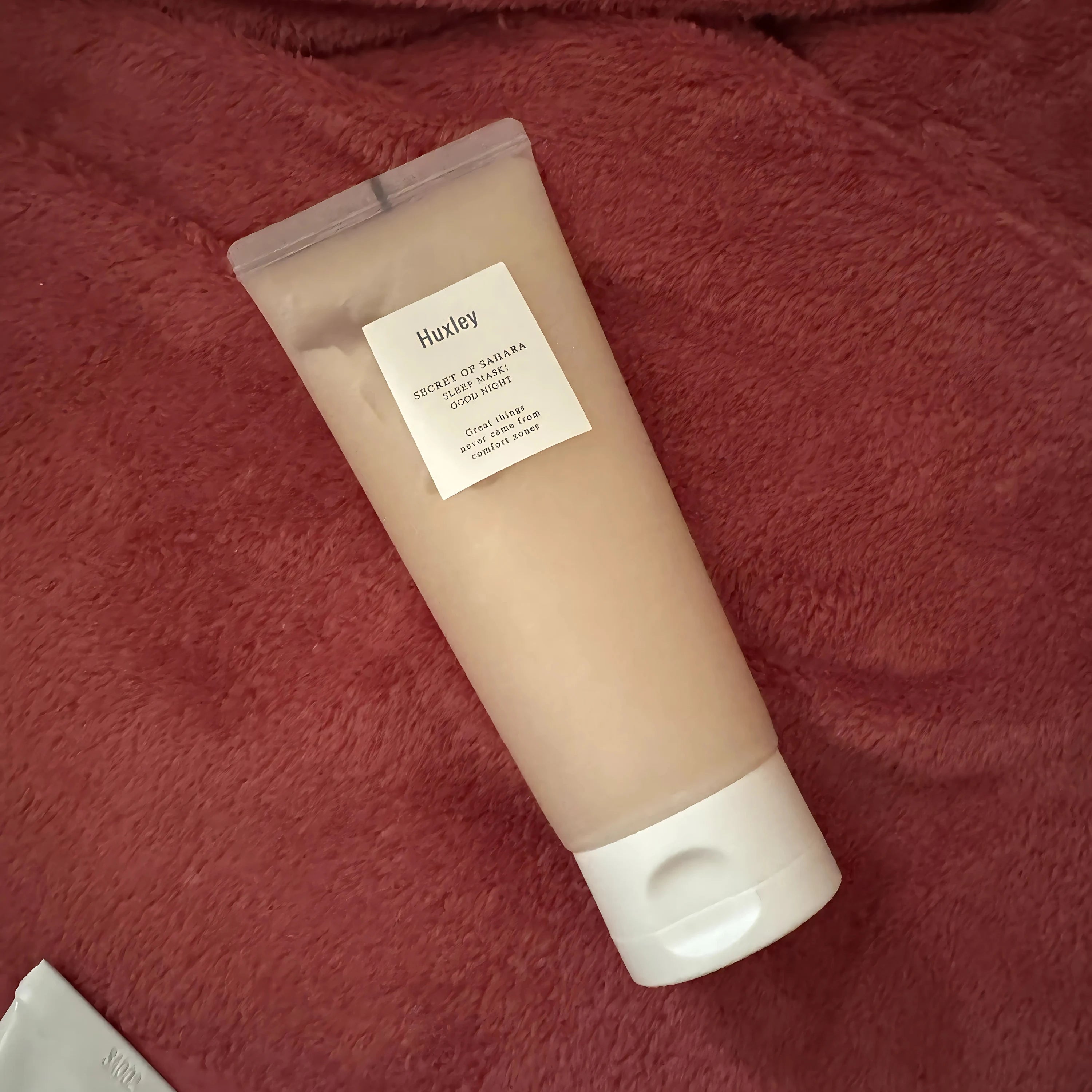 Huxley_sleep_mask_good_night_150g_Main_img-02.webp