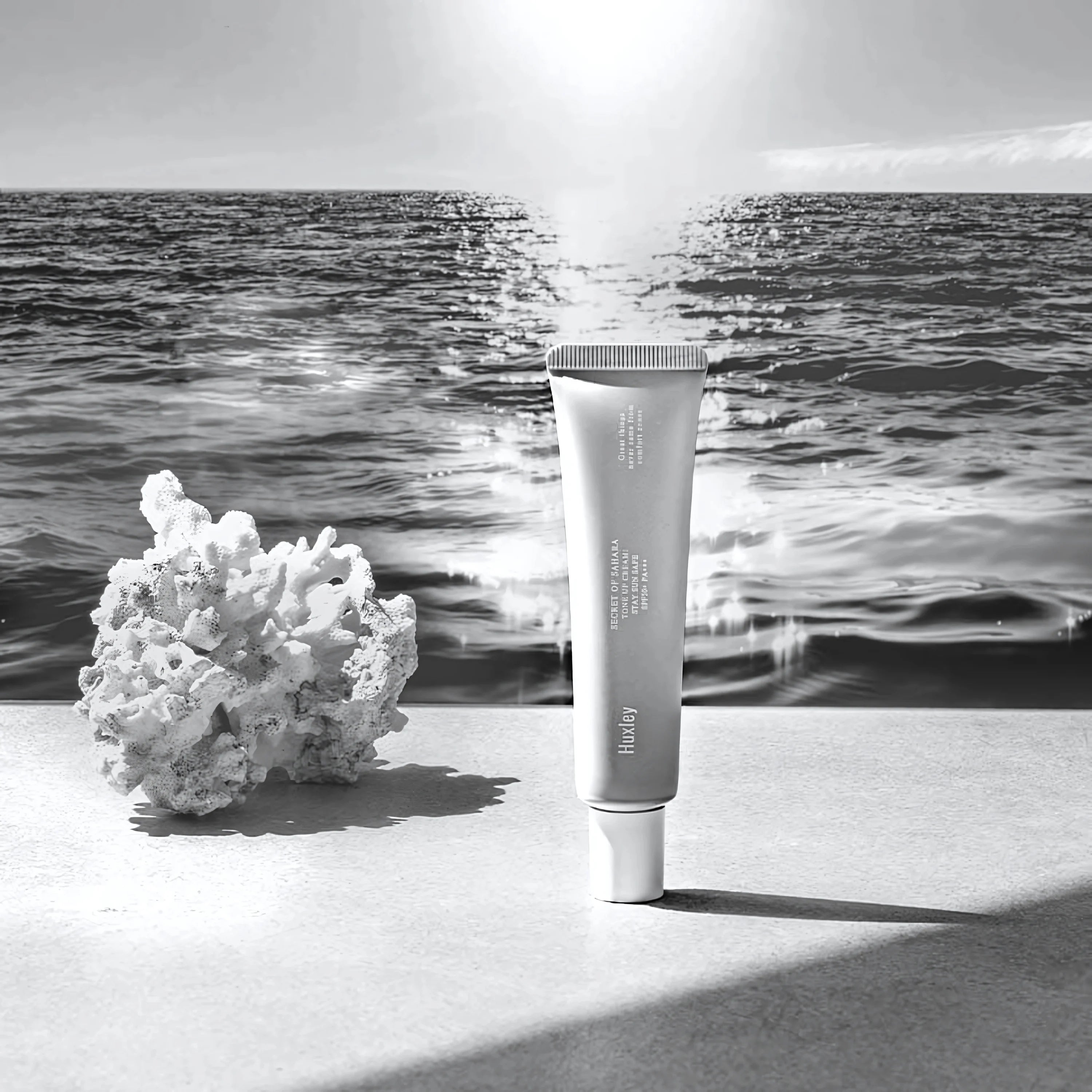 Huxley_stay_sun_safe_tone_up_cream_50ml_Main_img-01.webp