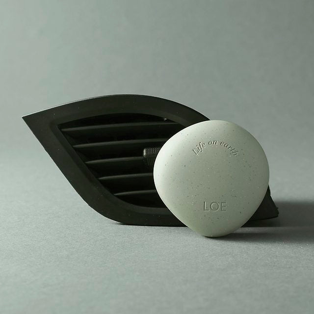 LOE CAR DIFFUSER: CASE + 1 REFILL SET (CAR FRAGRANCE)