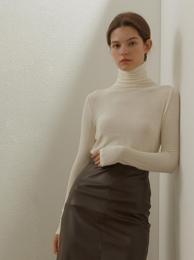 camino Wool Slim Fit Turtleneck T-shirt [Beige]