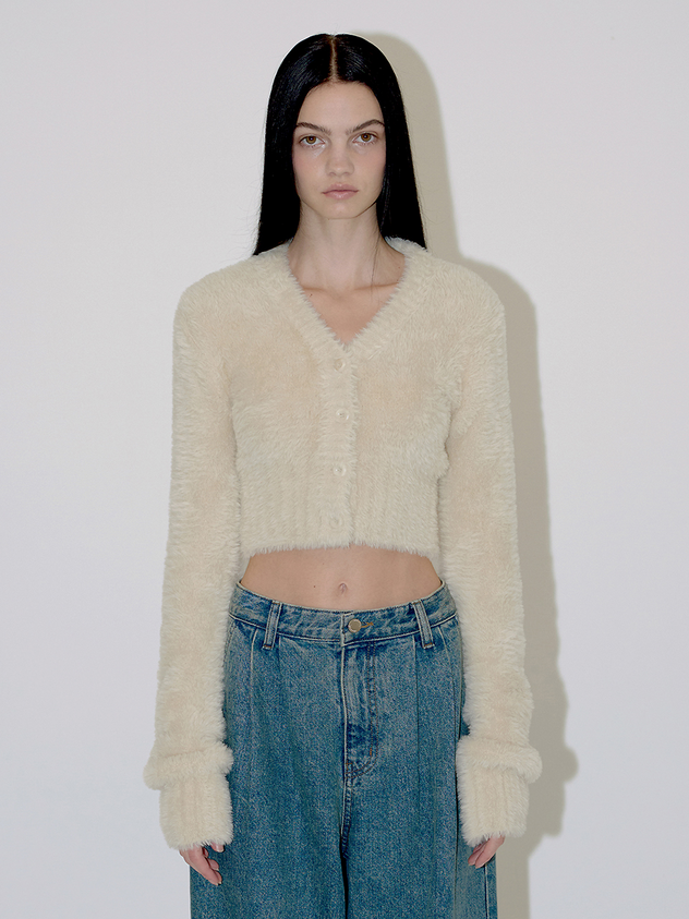 DIAGONAL V Neck  Knit Cardigan _ Beige