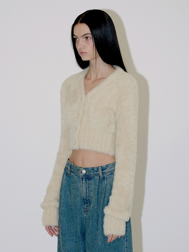 DIAGONAL V Neck  Knit Cardigan _ Beige