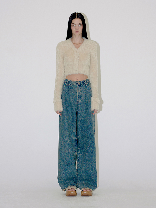 DIAGONAL V Neck  Knit Cardigan _ Beige