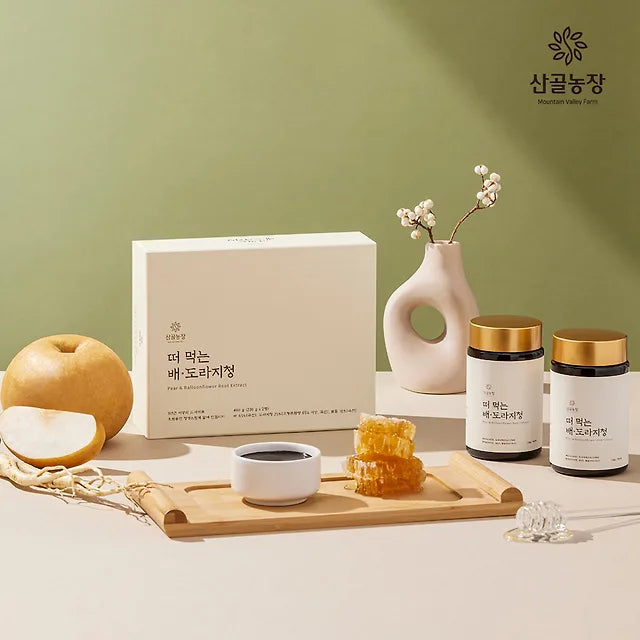 Gift set of 230g x 2 bottles of Sanggol Farm's floating pear and pear juice extract