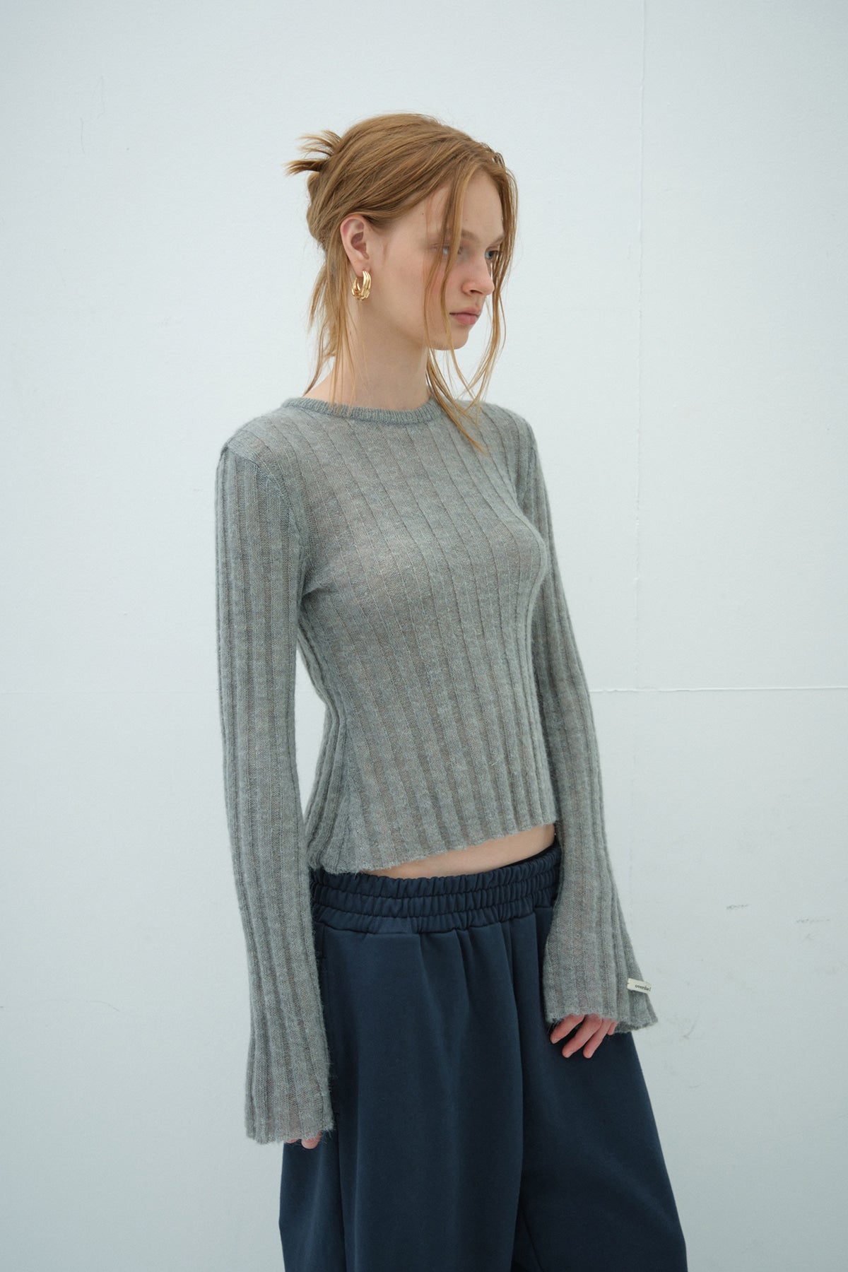 Overdue Flair  KID  FLARED SLEEVE KNIT_GREY_FW2025