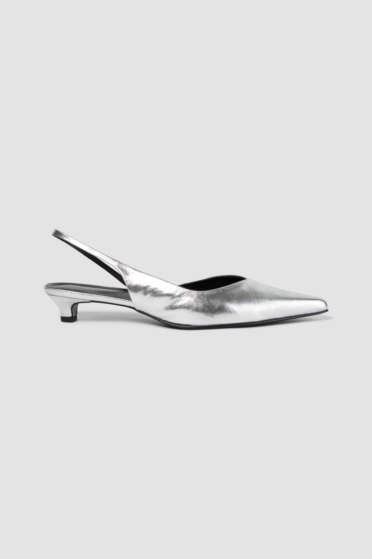 Overdue Flair  [EXCLUSIVE] OVERDUE KITTEN HEELED SLINGBACK_METALLIC SILVER_FW2025
