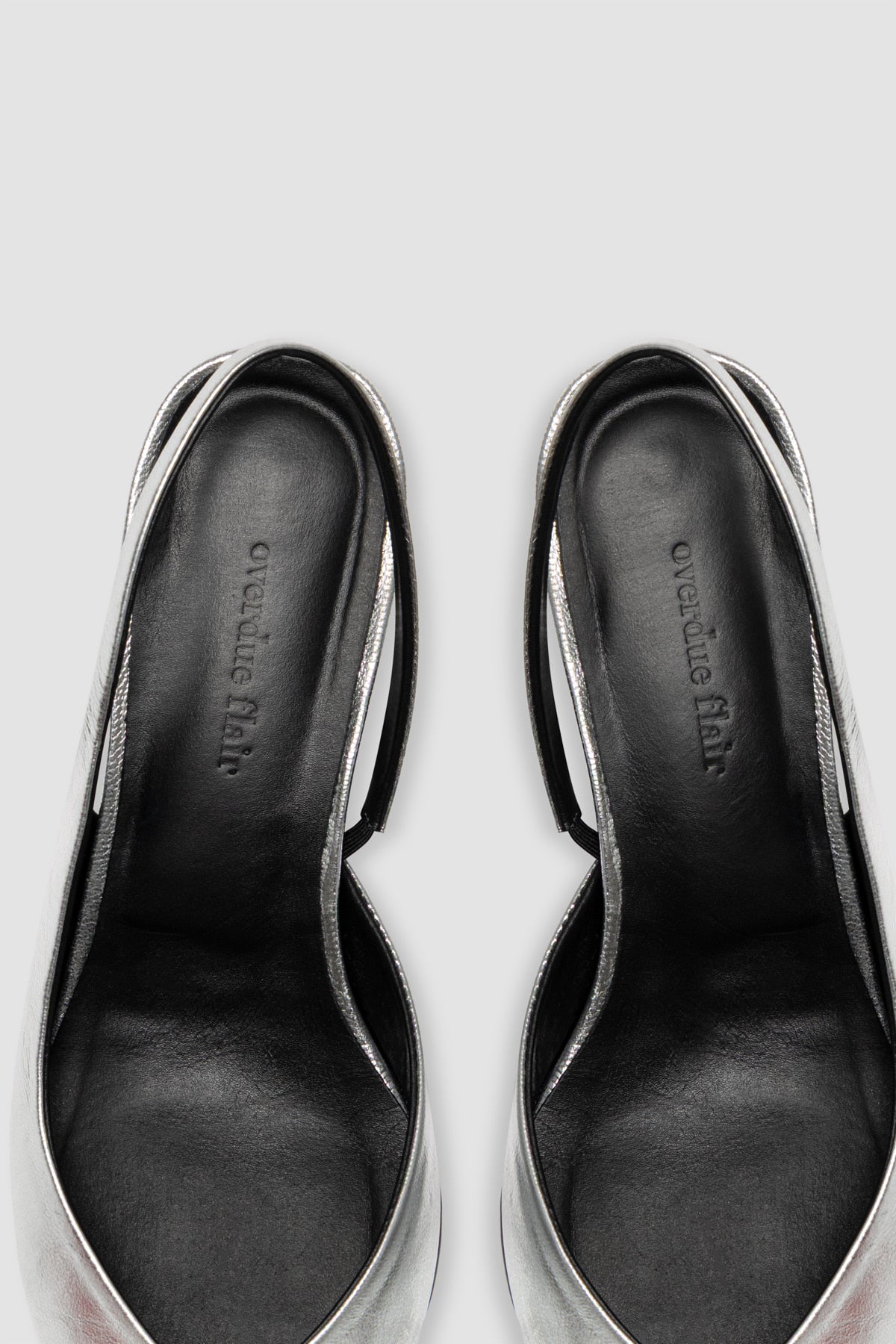 Overdue Flair  [EXCLUSIVE] OVERDUE KITTEN HEELED SLINGBACK_METALLIC SILVER_FW2025