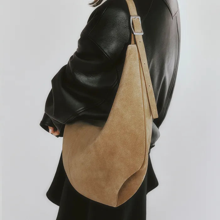 [Exclusive] MOSSY HOBO BAG (SUEDE SAND)_FW2025