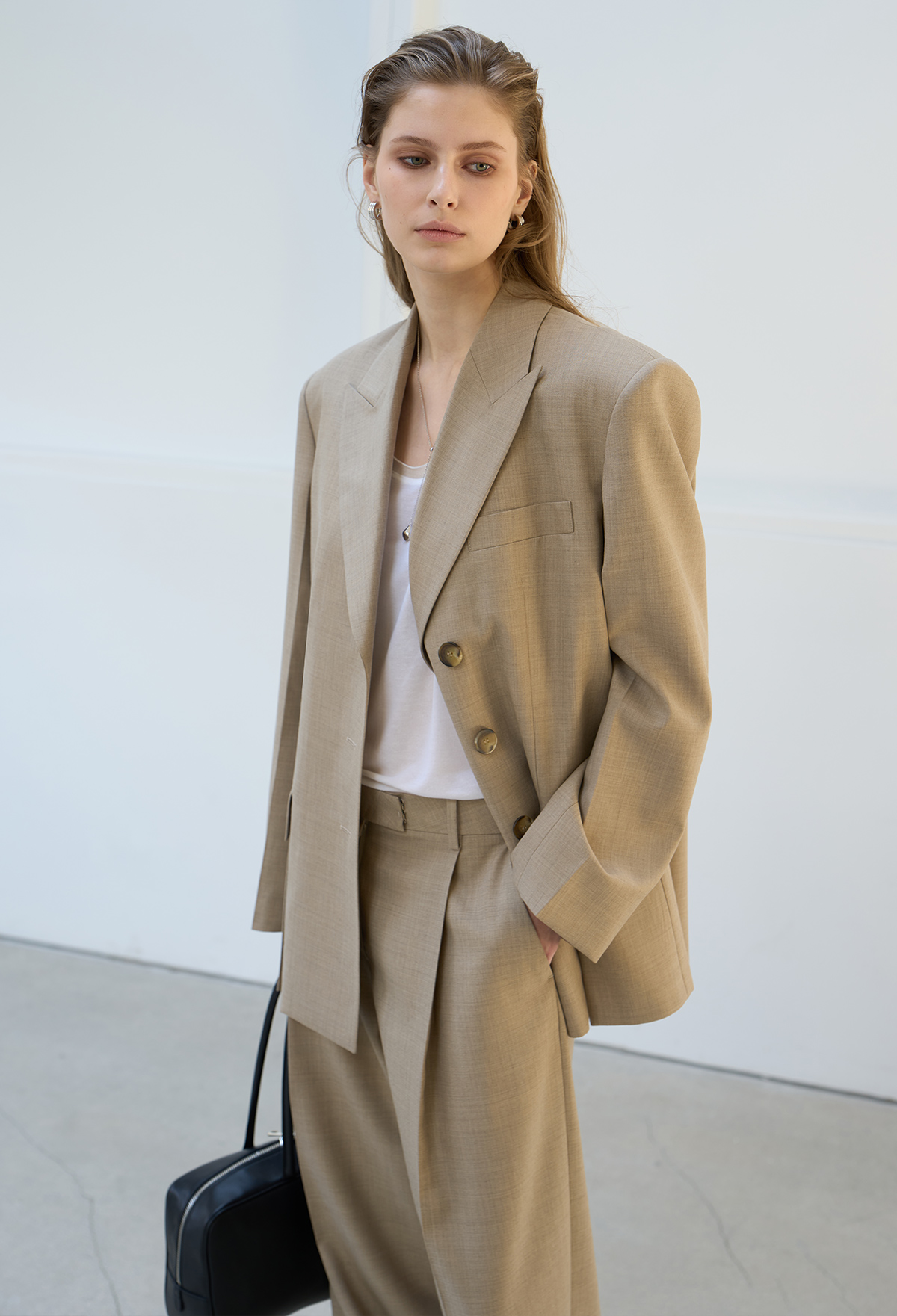 [Worn by Hyoyeon] VIRGIN WOOL TAILORED JACKET_FW2025