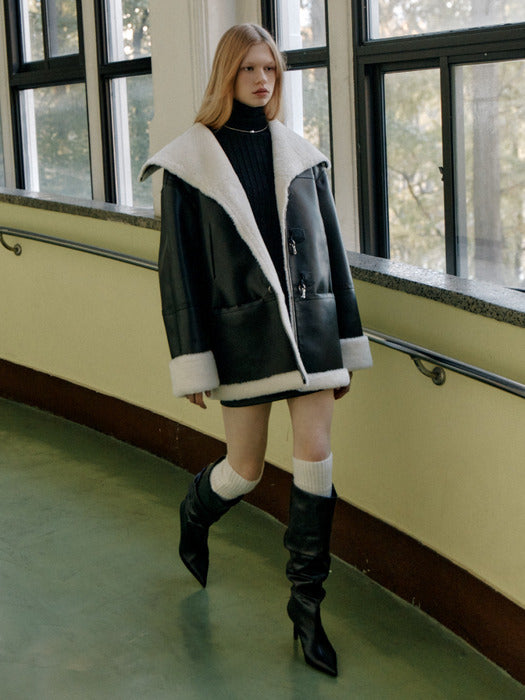 [MUSEE] DARIA Faux-Shearing Reversible Mustang Coat_Black_FW2025