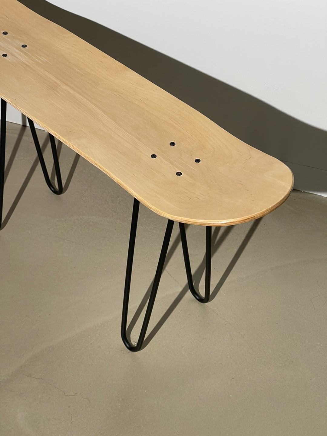 Toosty Skateboard Stool