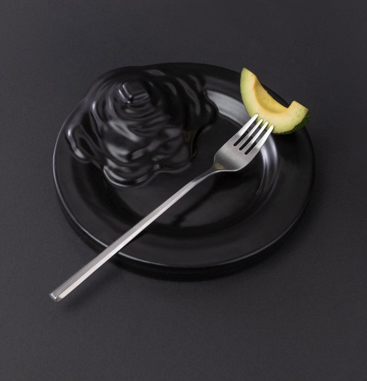Leejae Butter Plate Matte Black