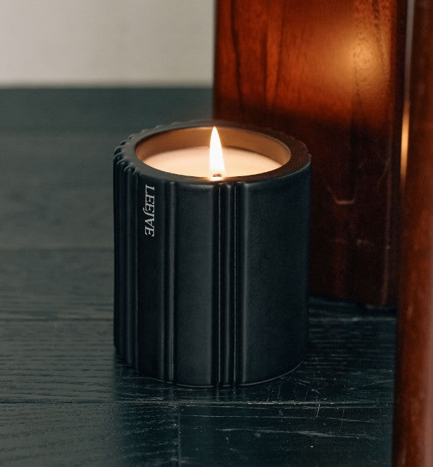 Leejae Log Ceramic Candle 200G 2COLOR