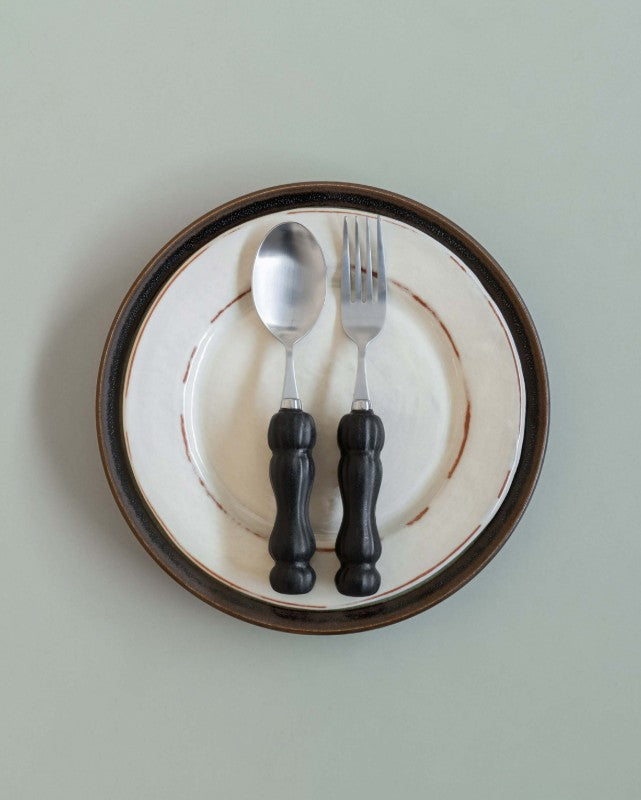 LeejaePleatedCutlery3COLOR_2.jpg