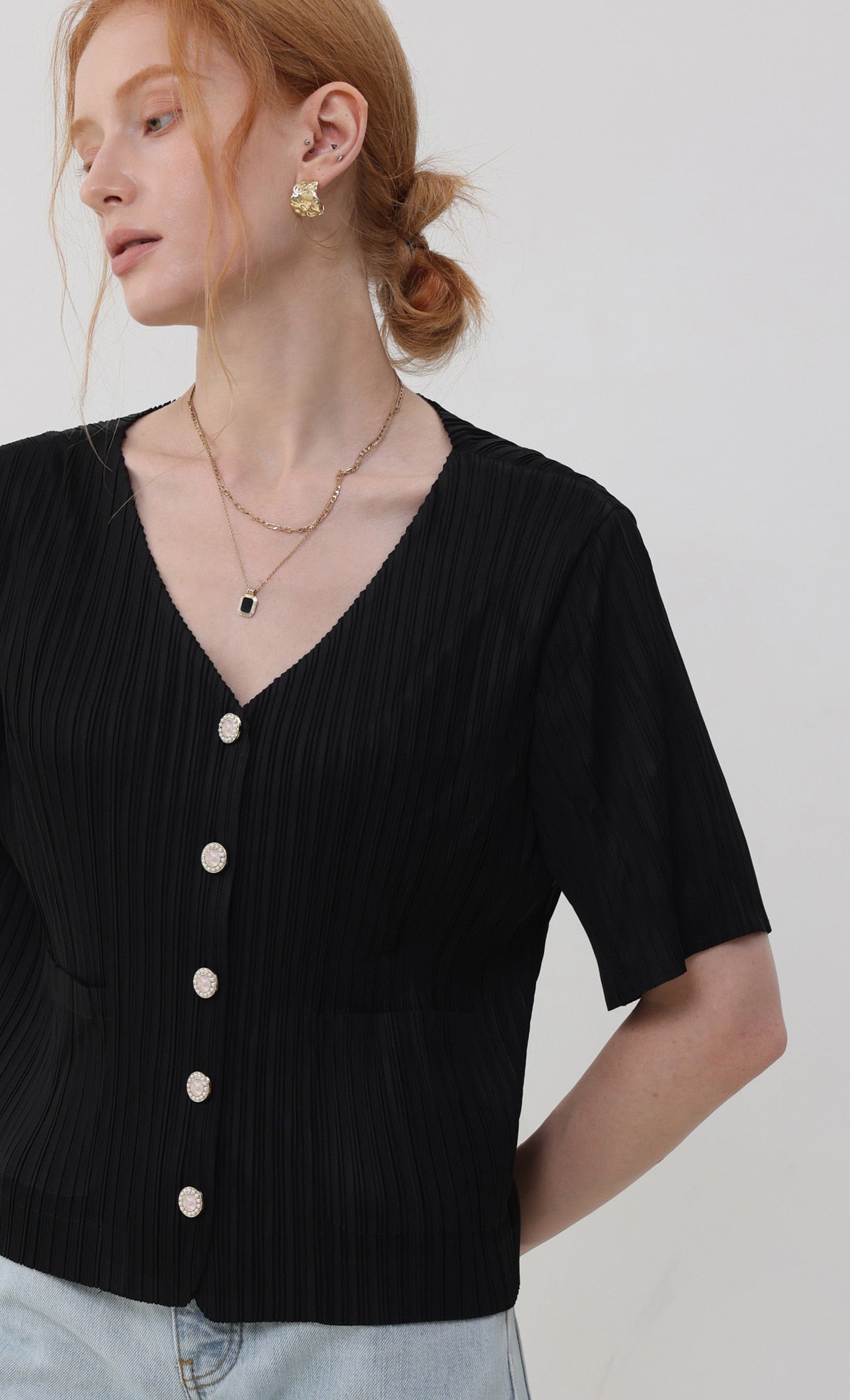 Pleatsmood Button Pleats Short-sleeve Top Black