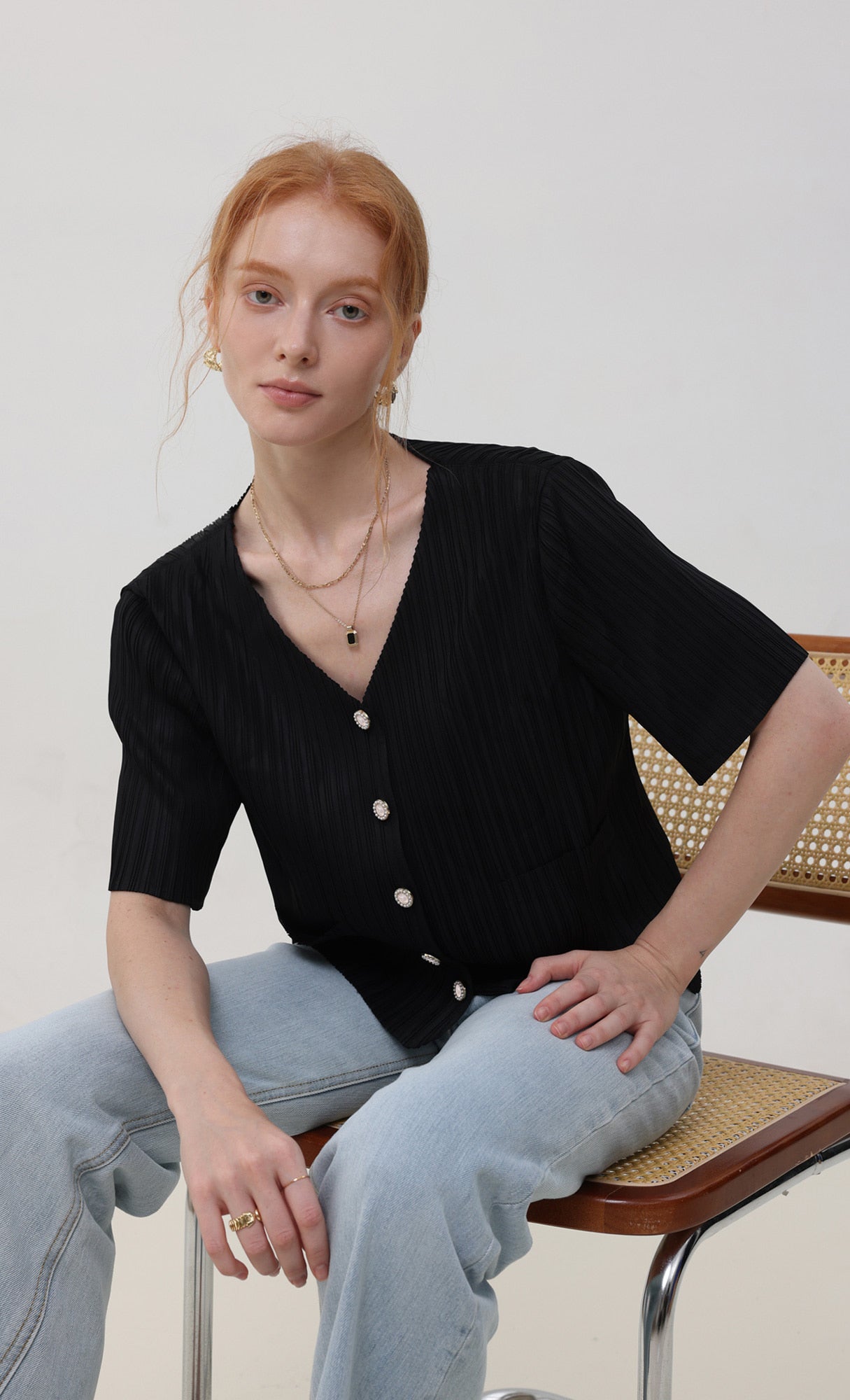 Pleatsmood Button Pleats Short-sleeve Top Black