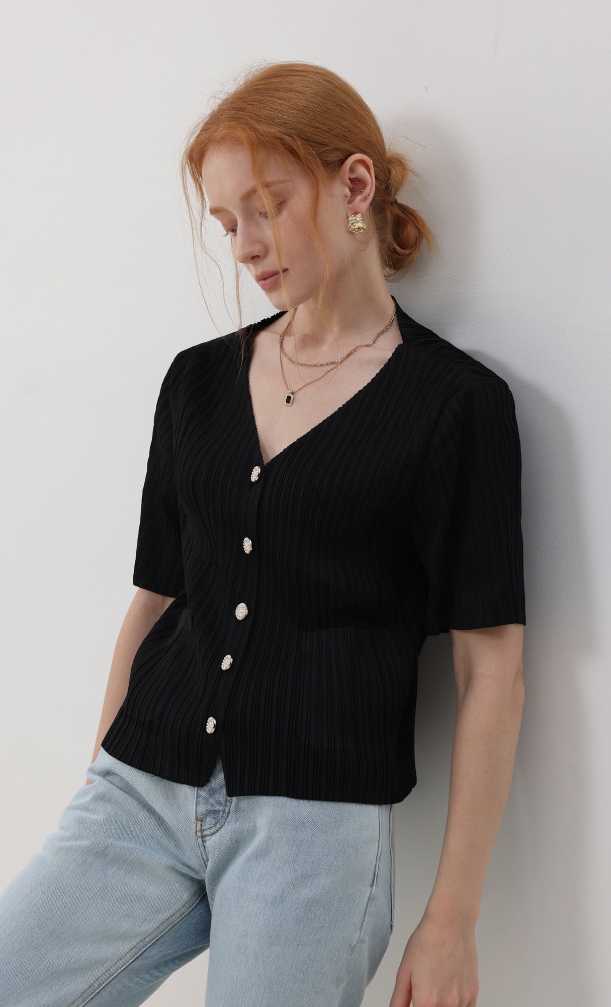 Pleatsmood Button Pleats Short-sleeve Top Black