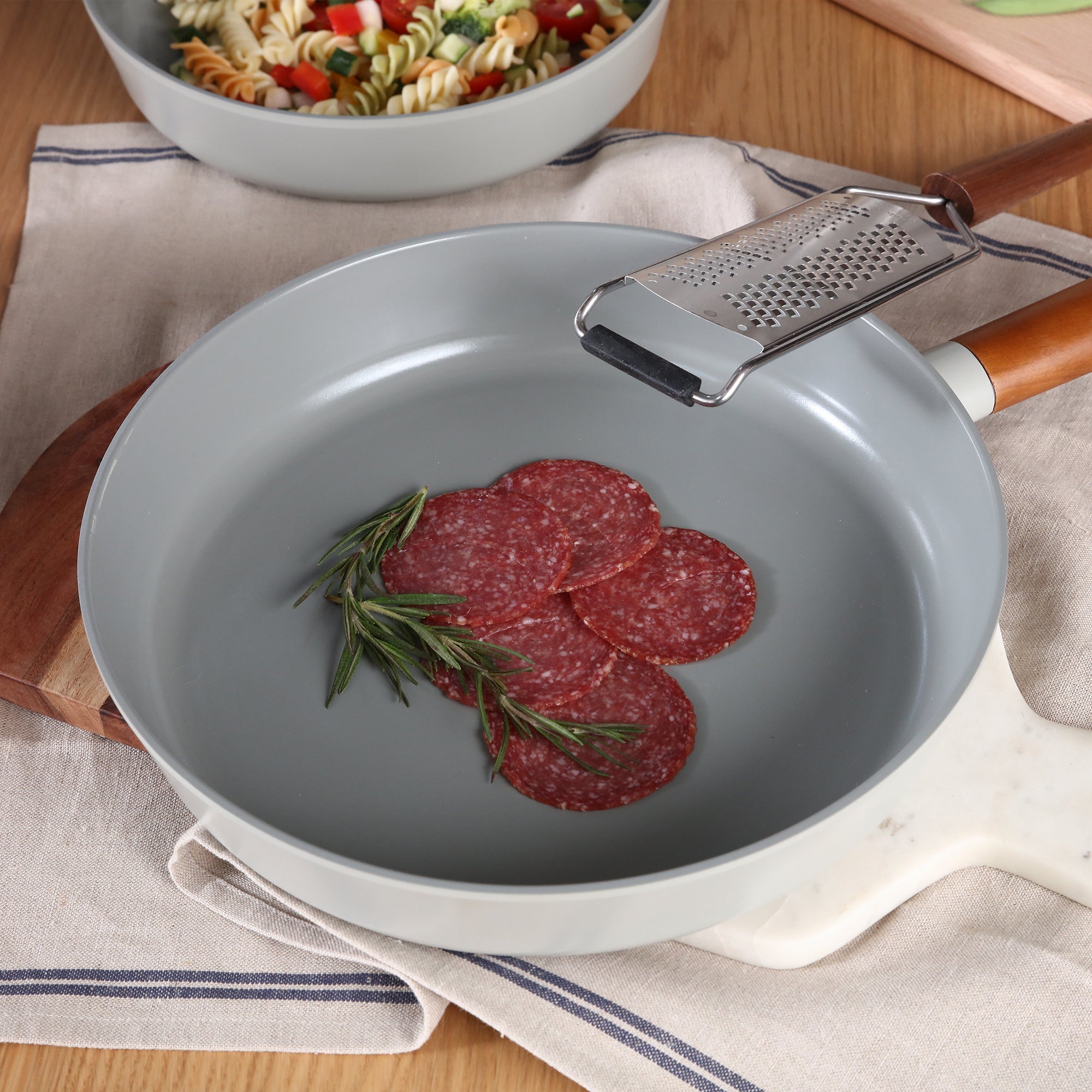 Reserve-9-Frypan_72602c7a-d559-4f61-bb8d-b98ef0d8357f.jpg