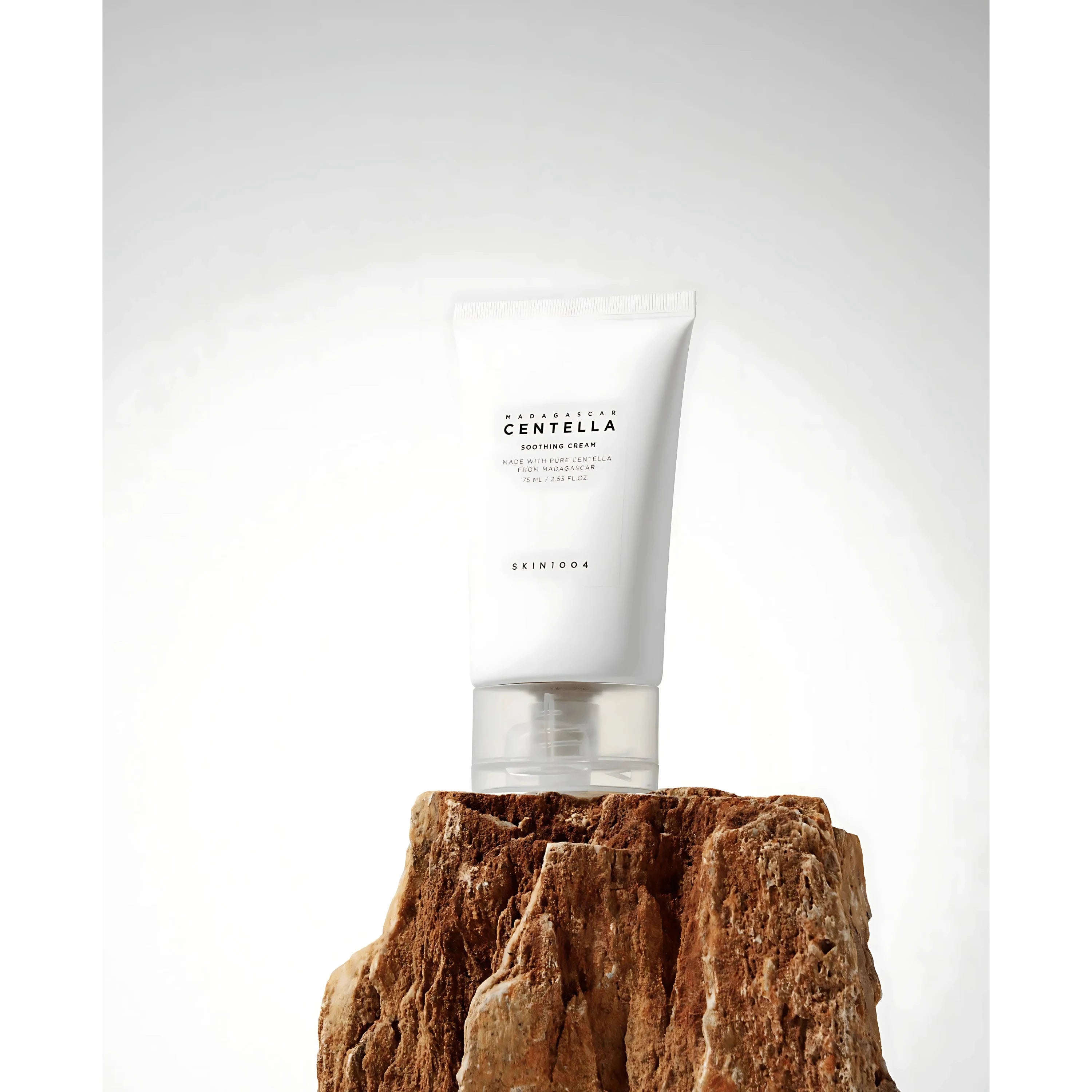 Skin1004_madagascar_centella_soothing_cream_75ml_main_img-04.webp