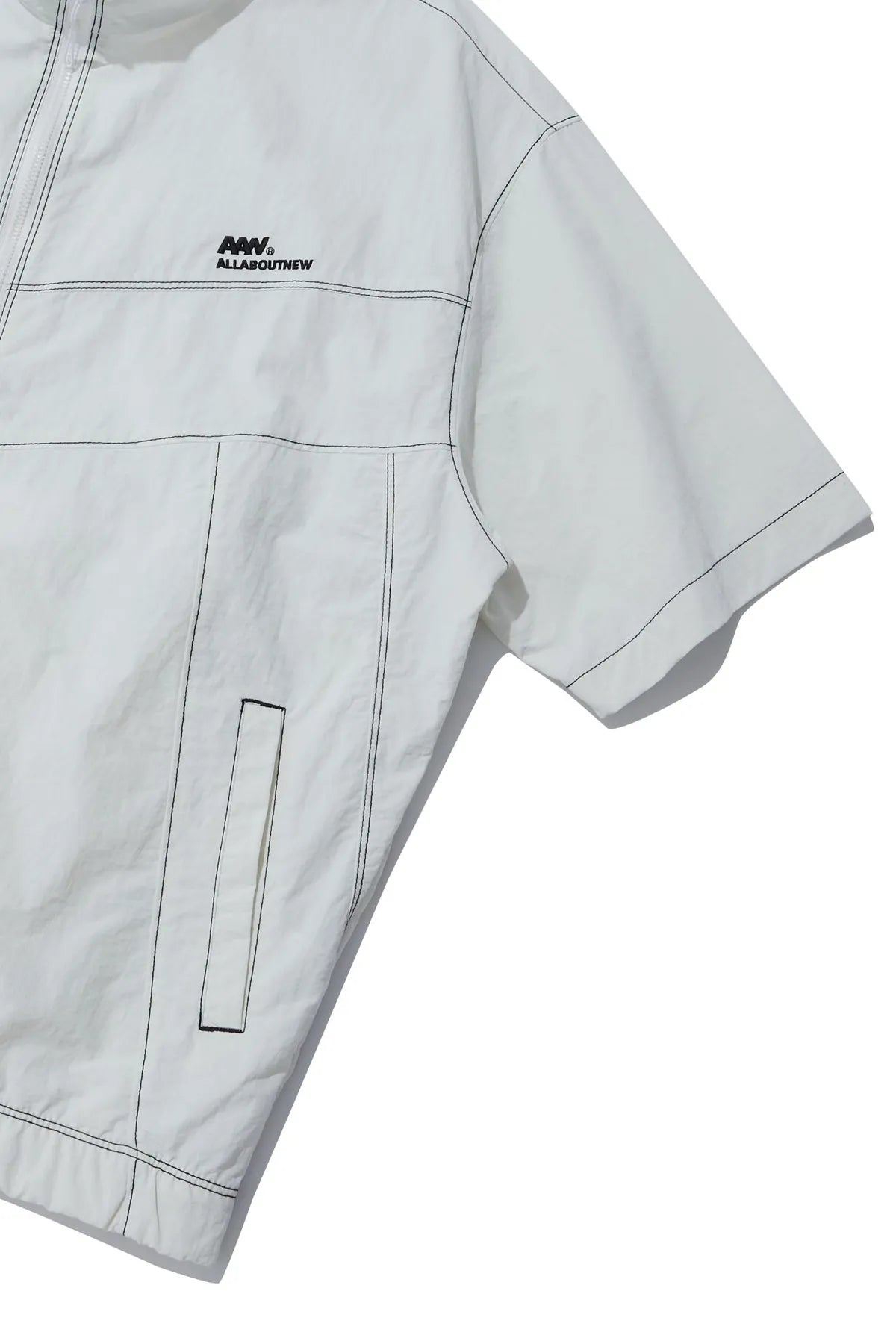 Stitch Short Sleeve Windbreaker