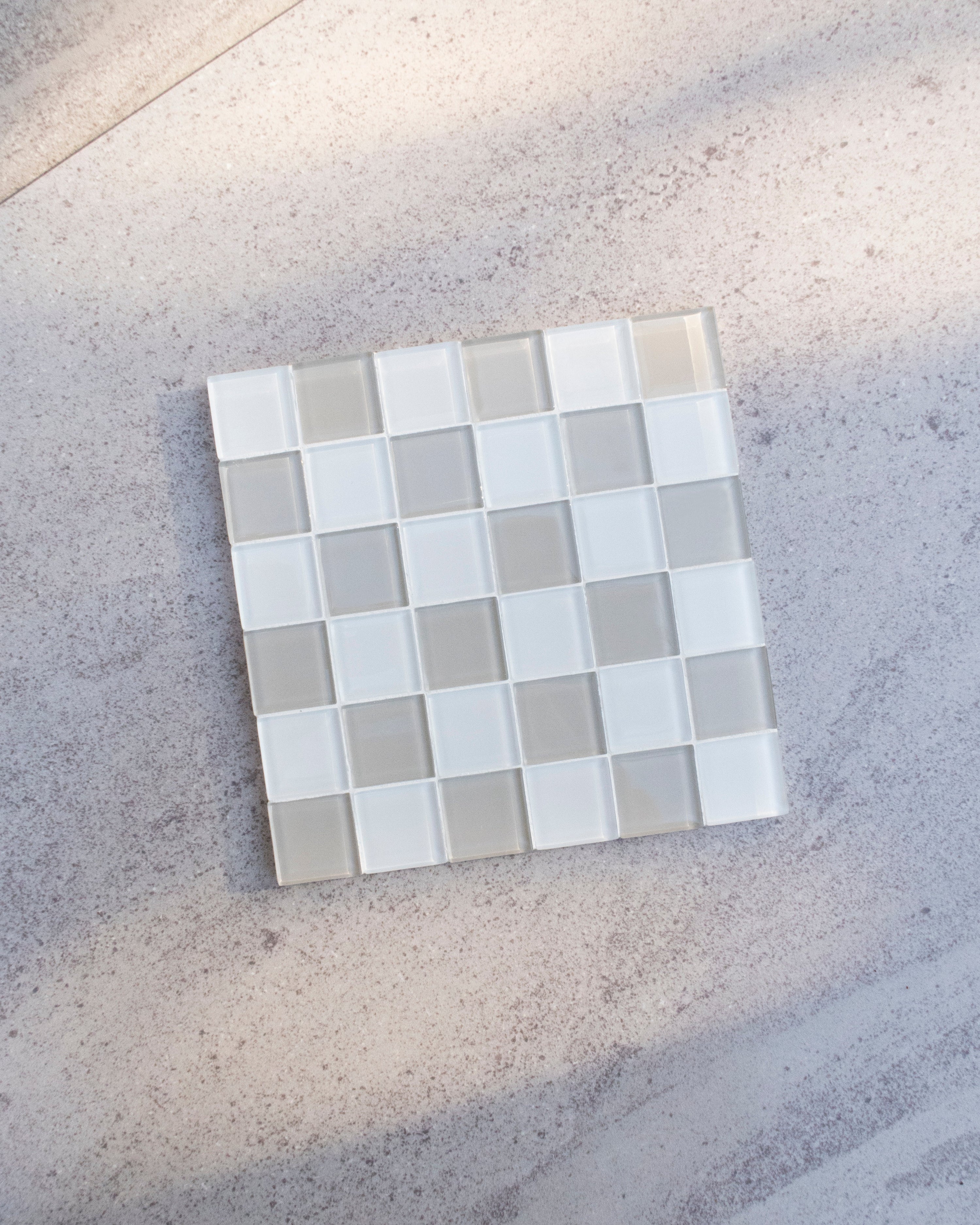 GLASS TILE DECORATIVE TRAY - Beige & White Checkered