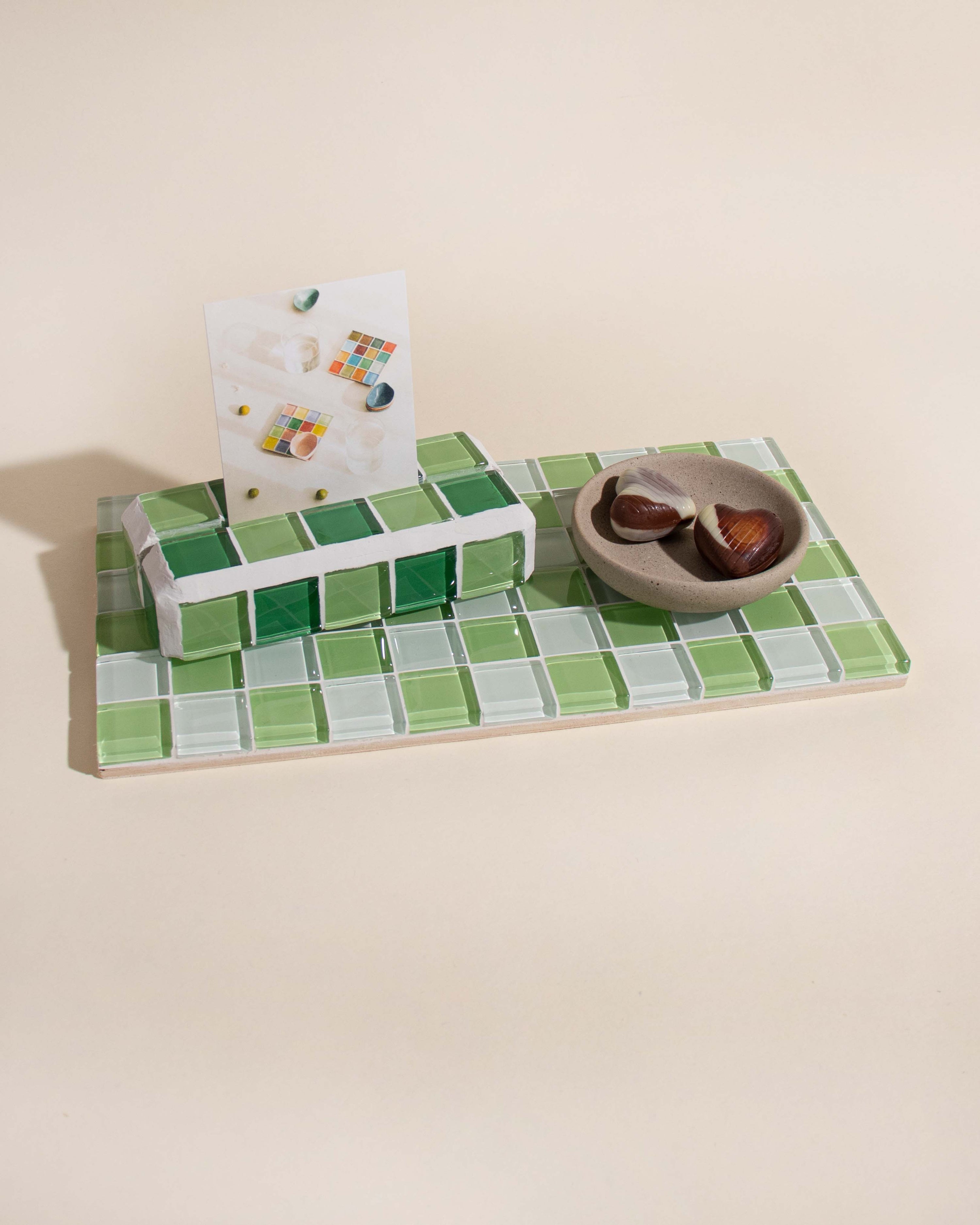GLASS TILE DECORATIVE TRAY - Pistachio Milk Chocolate