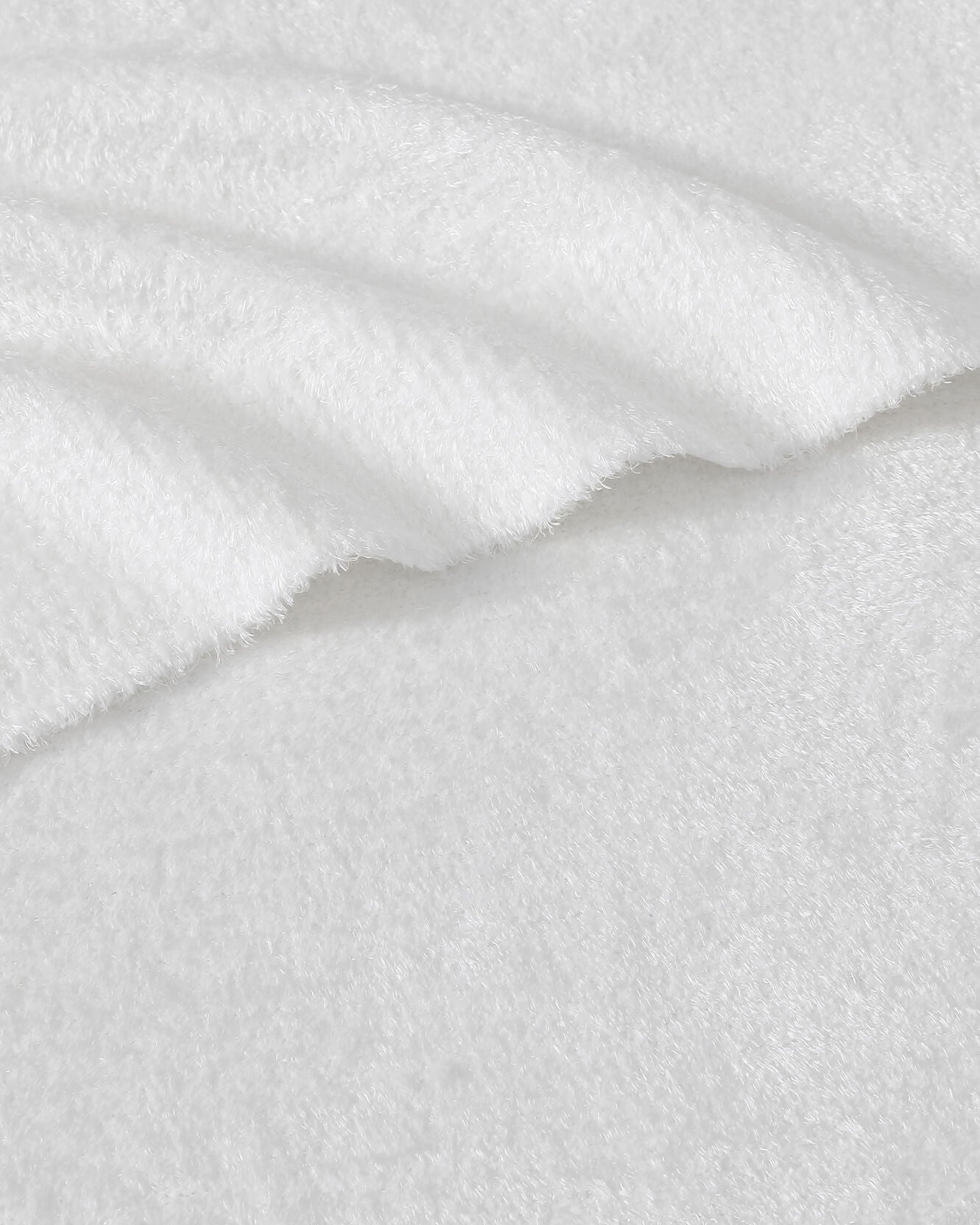 Sunday-Citizen_Cloud-Silque-Bed-Blanket_Clear-White_1.jpg
