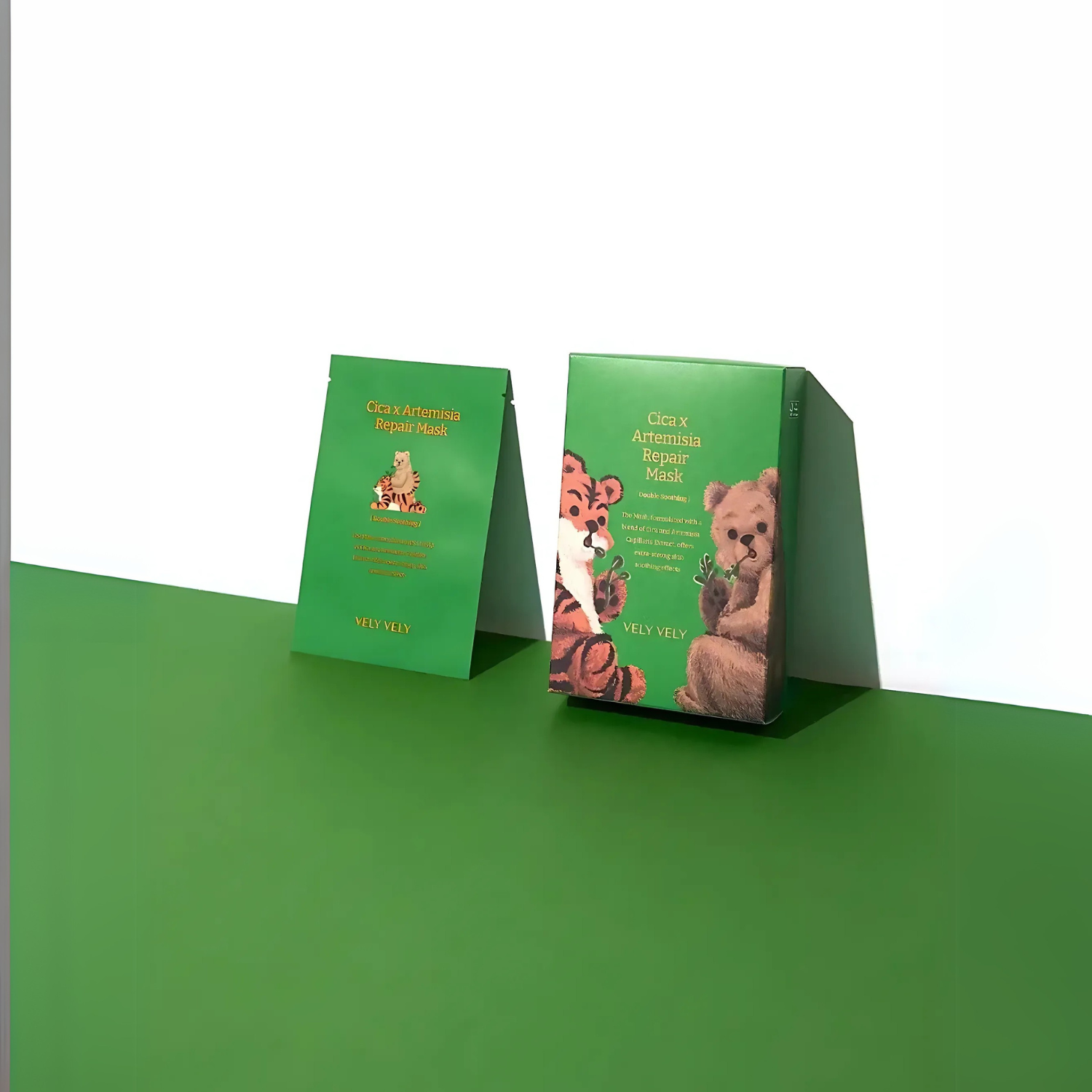 VELY_VELY_Cica_Injin_Artemisia_Repair_Mask_10_Pieces_1_Box on Green Counter top  KBEAUTY X