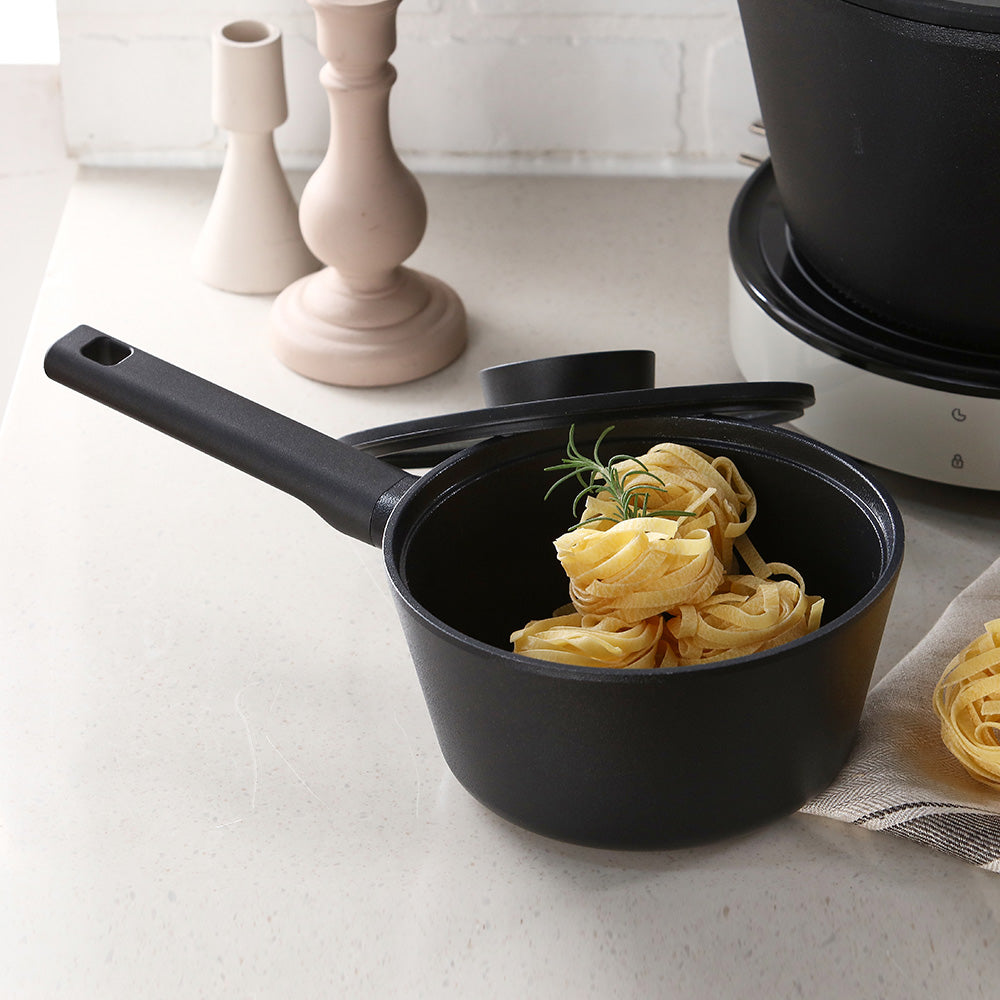 Vulcan_saucepan_18_beauty_01.jpg