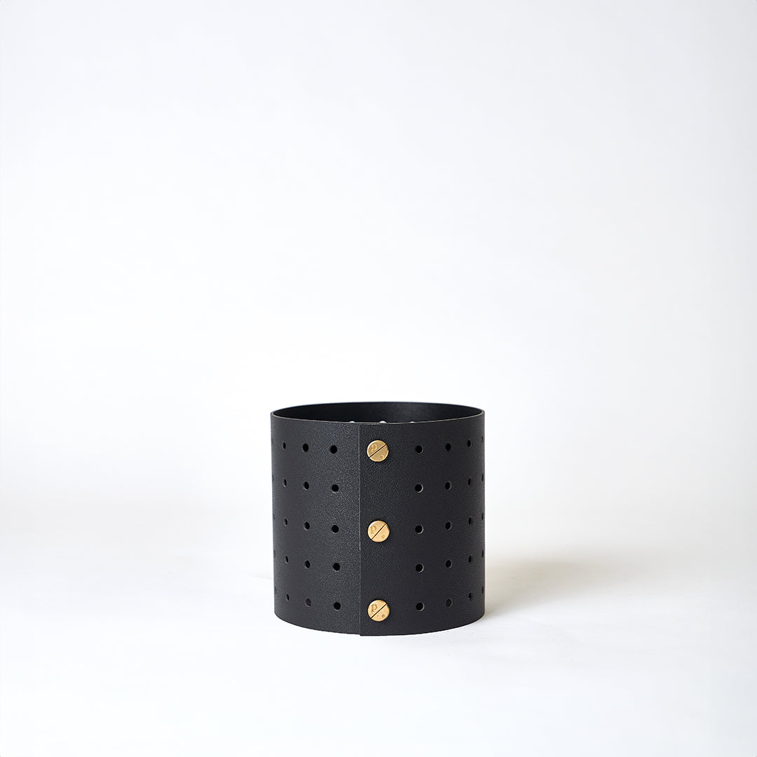 XS_DOT_Black.jpg