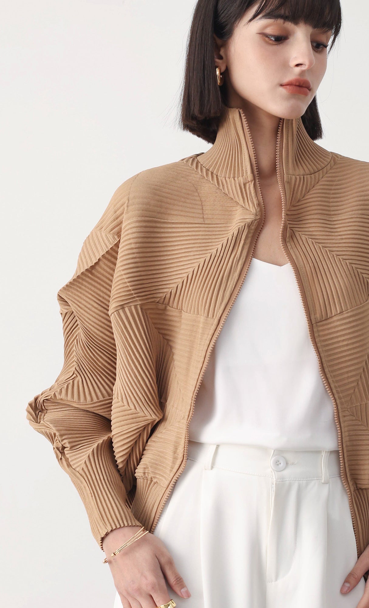 Pleatsmood Twoway Pleats Zip-up Beige