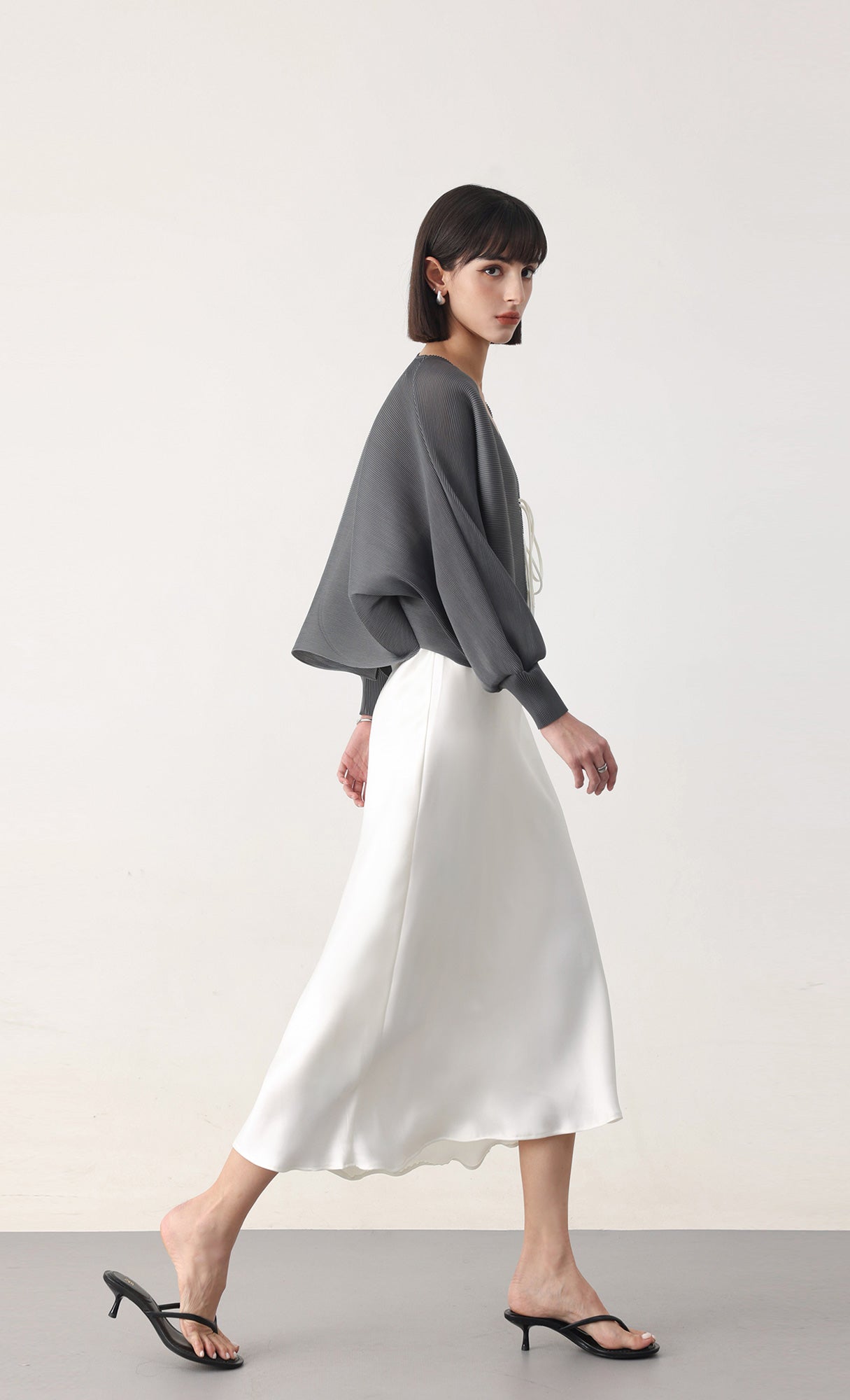 Pleatsmood Ray Pleats Cardigan Charcoal