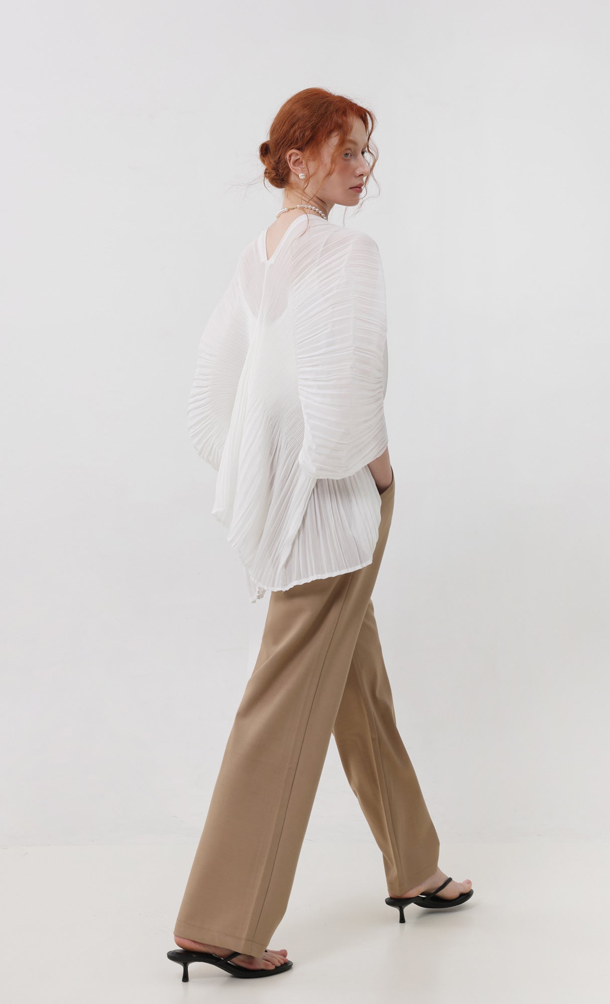 Pleatsmood Aban Pleats Puff Cardigan Ivory