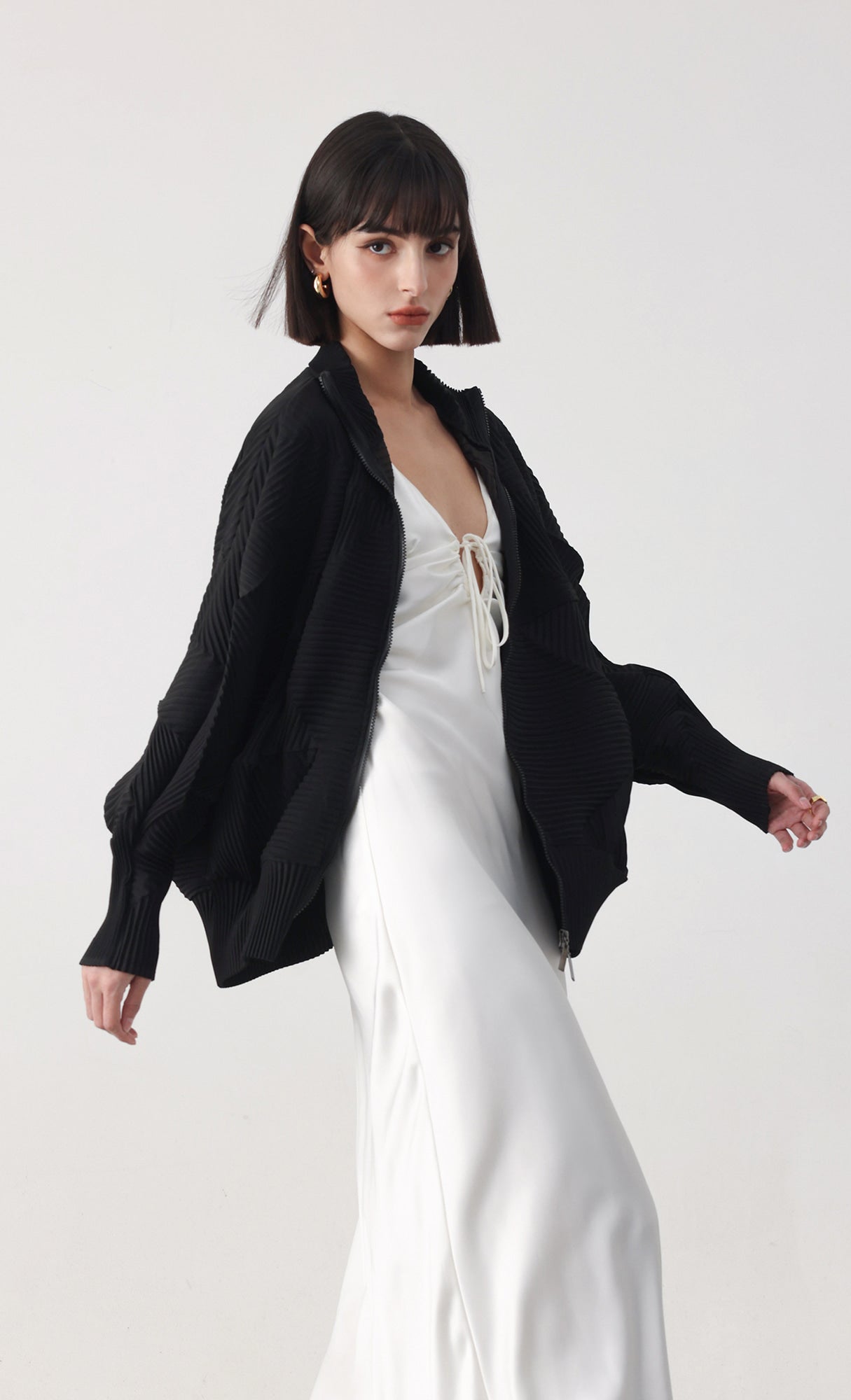 Pleatsmood Twoway Pleats Zip-up Black