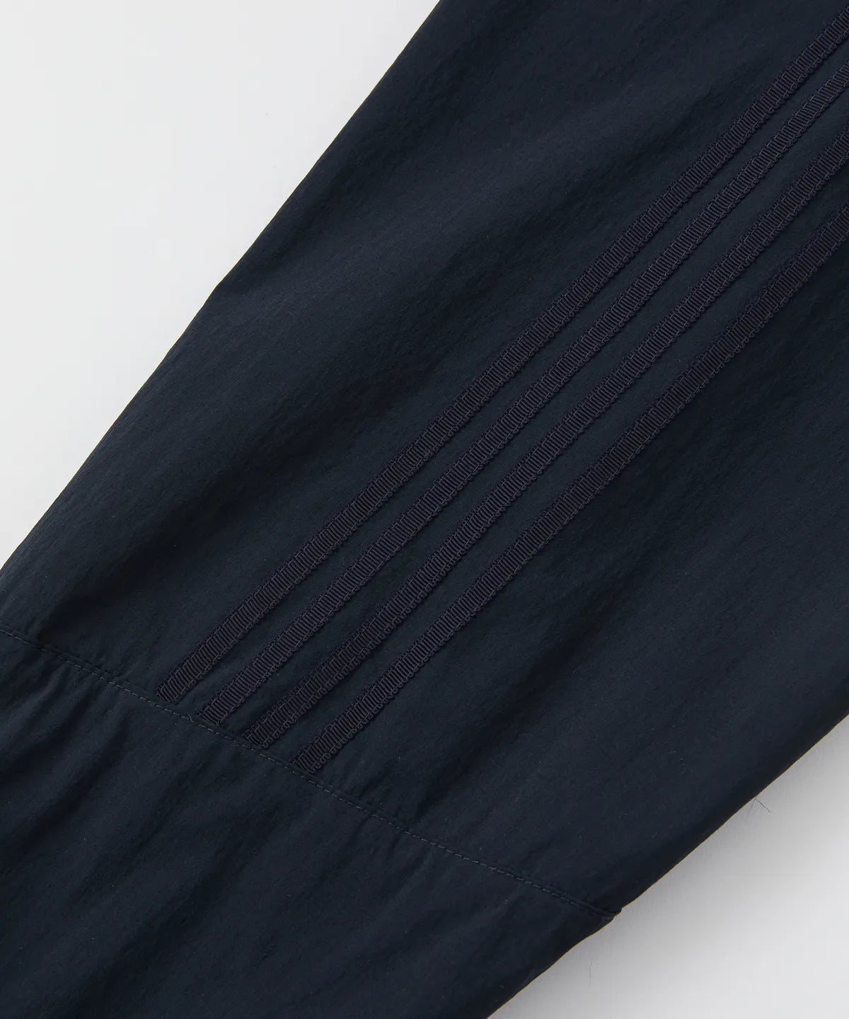 Essential Running Rain Hood Windbreaker