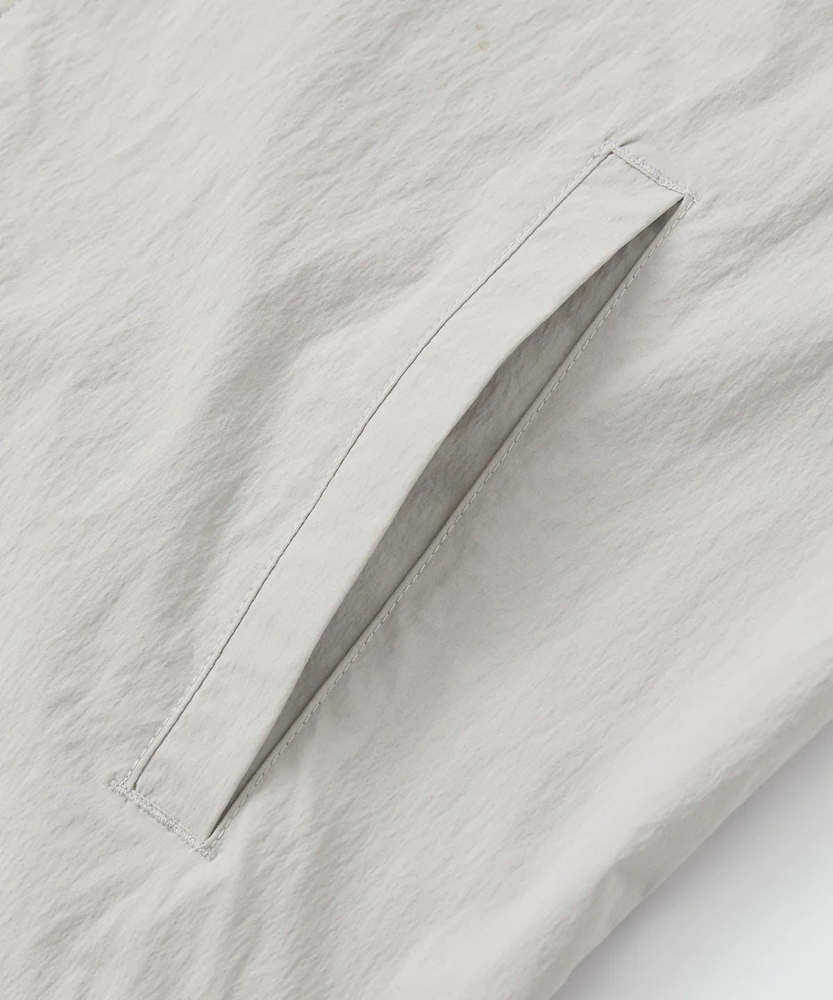 Essential Running Rain Hood Windbreaker