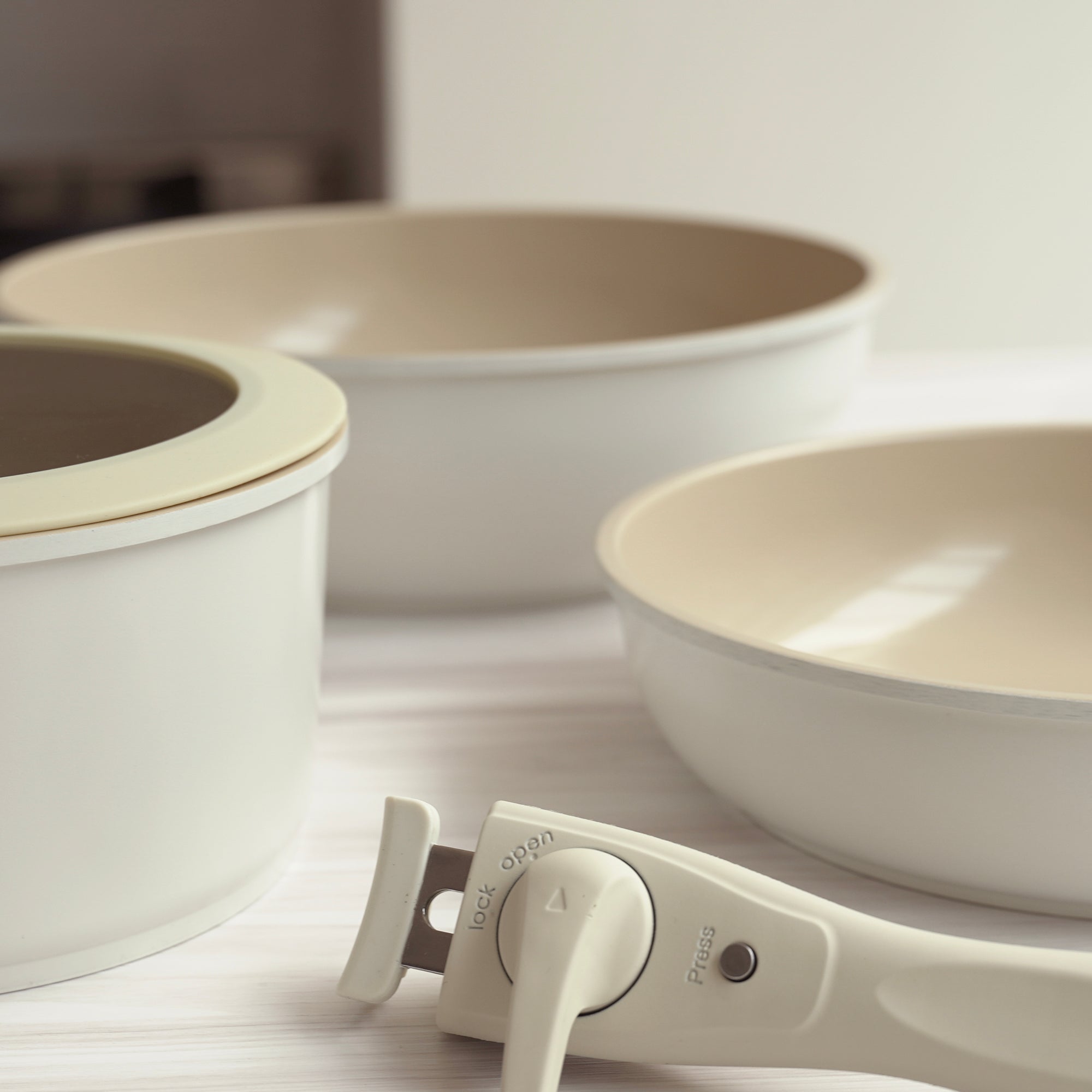 MIDAS Plus FIKA collection Ivory 7pc set (Wok, Frypan and Pot w/ detachable Handle)