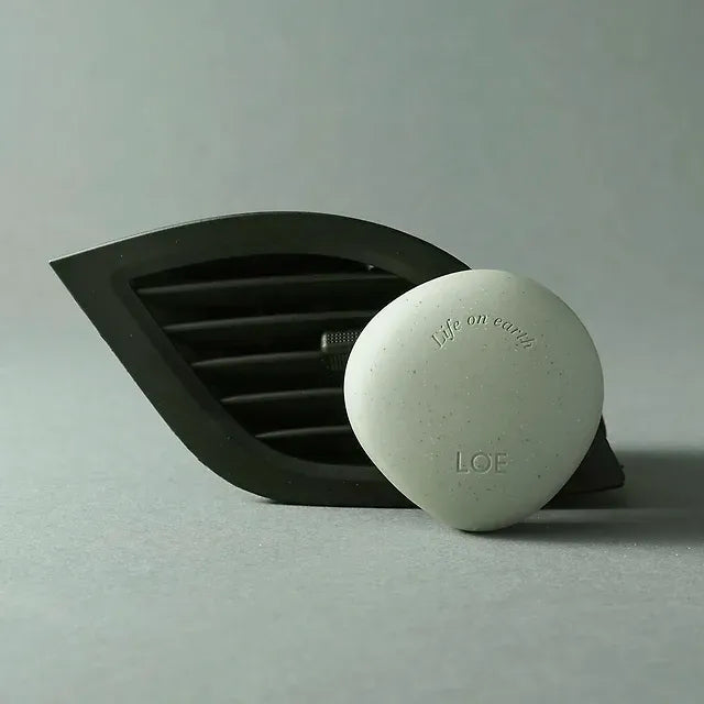 LOE New Configuration Loe Car Diffuser: Case + 1 Refill Set